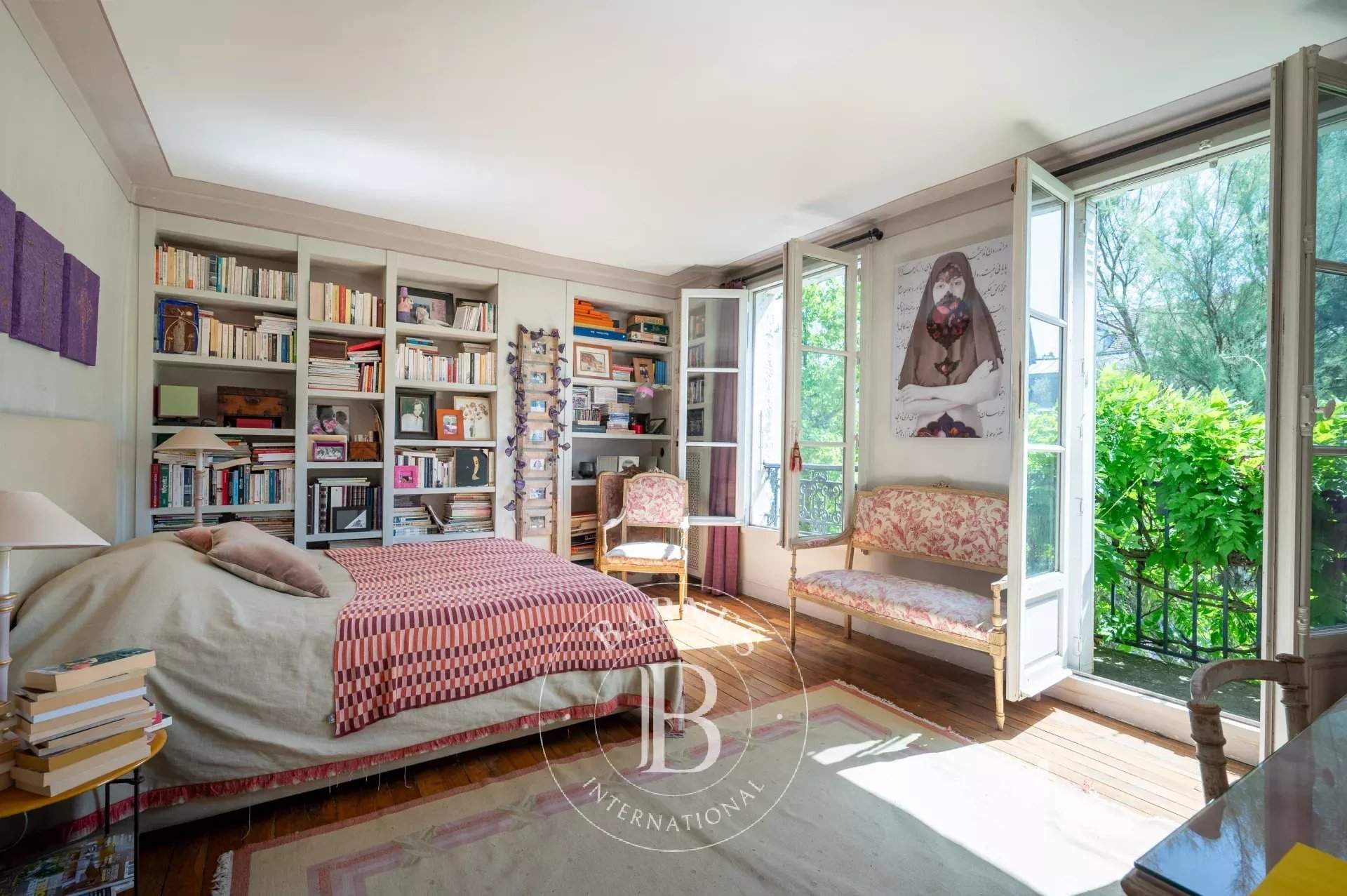 Paris  - House 5 Bedrooms - picture 12