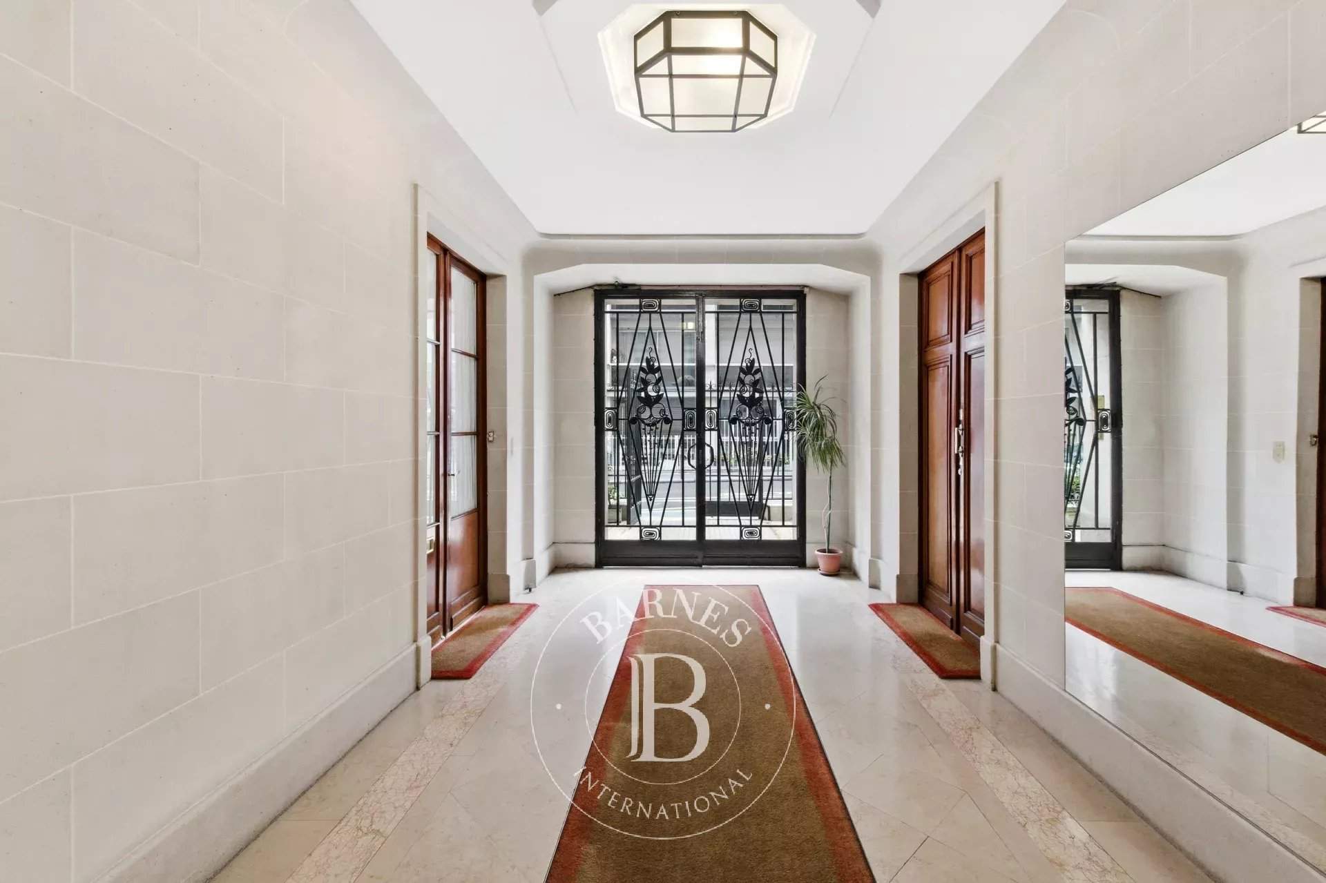 Paris  - Apartment 3 Bedrooms - picture 14