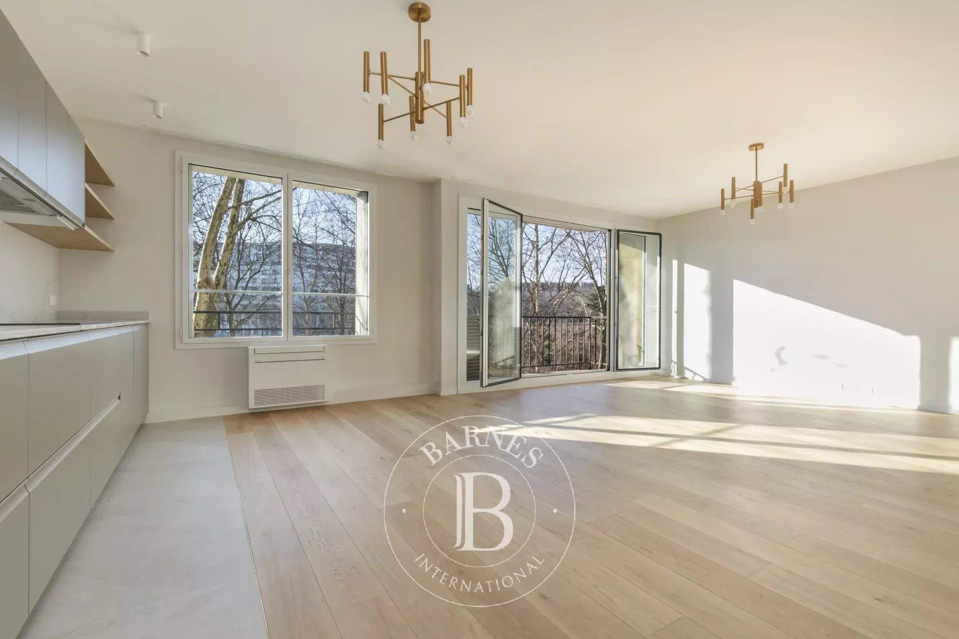 Paris  - Apartment 3 Bedrooms - picture 2