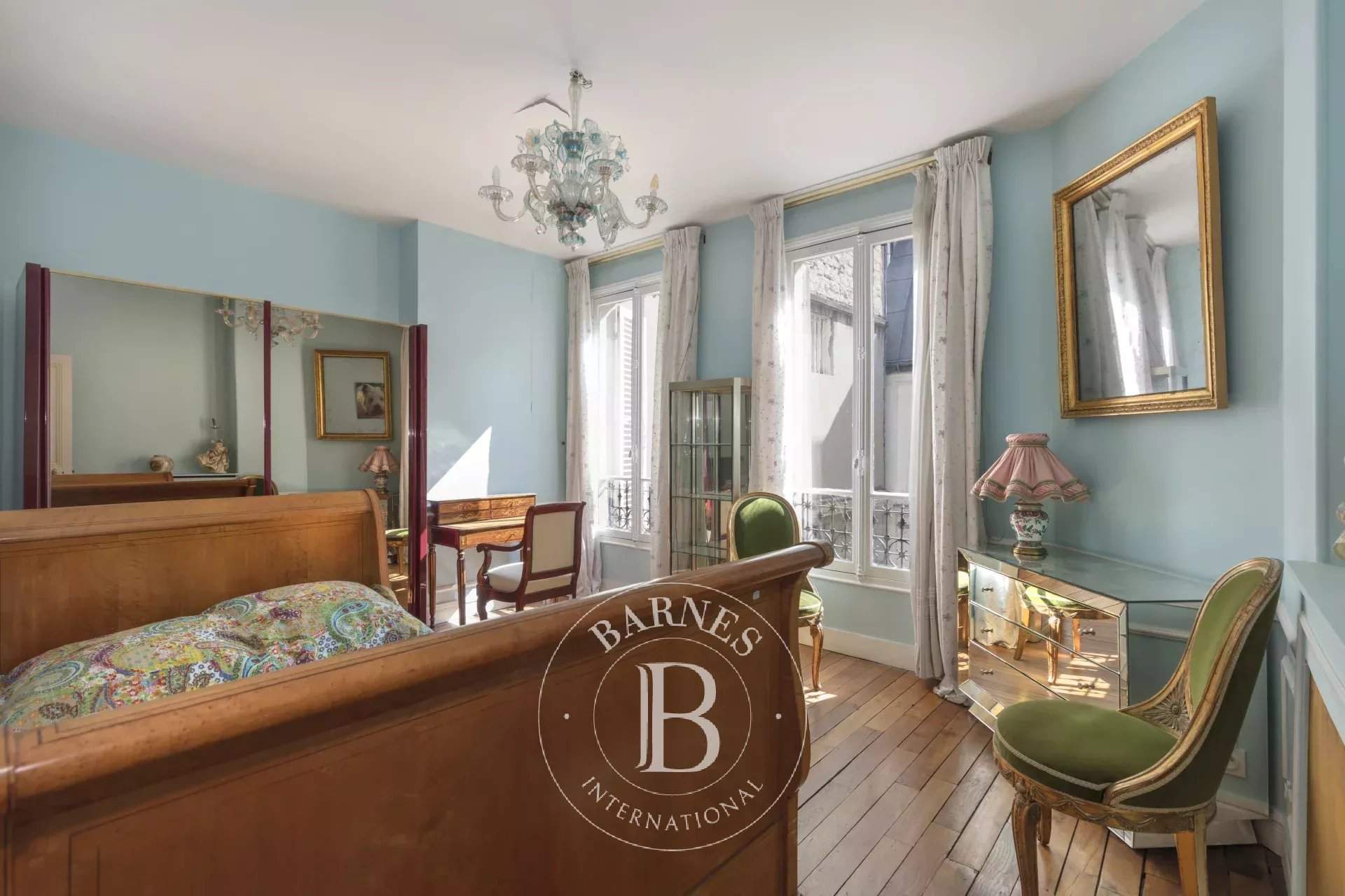 Paris  - Apartment 4 Bedrooms - picture 10