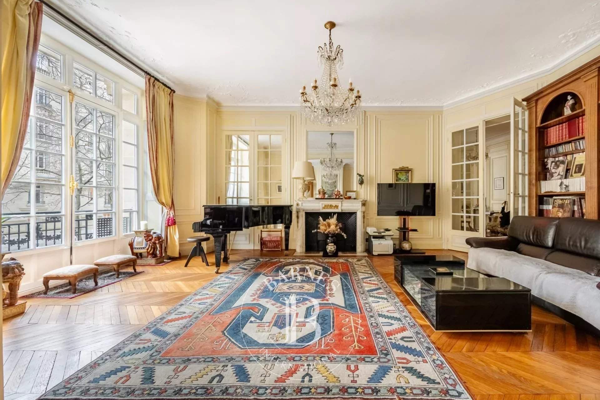 Paris  - Apartment 4 Bedrooms - picture 2