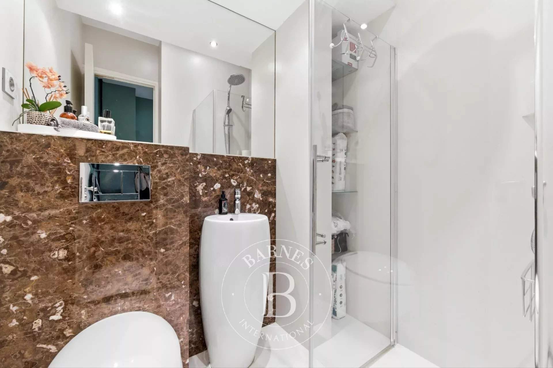 Paris  - Apartment 3 Bedrooms - picture 9