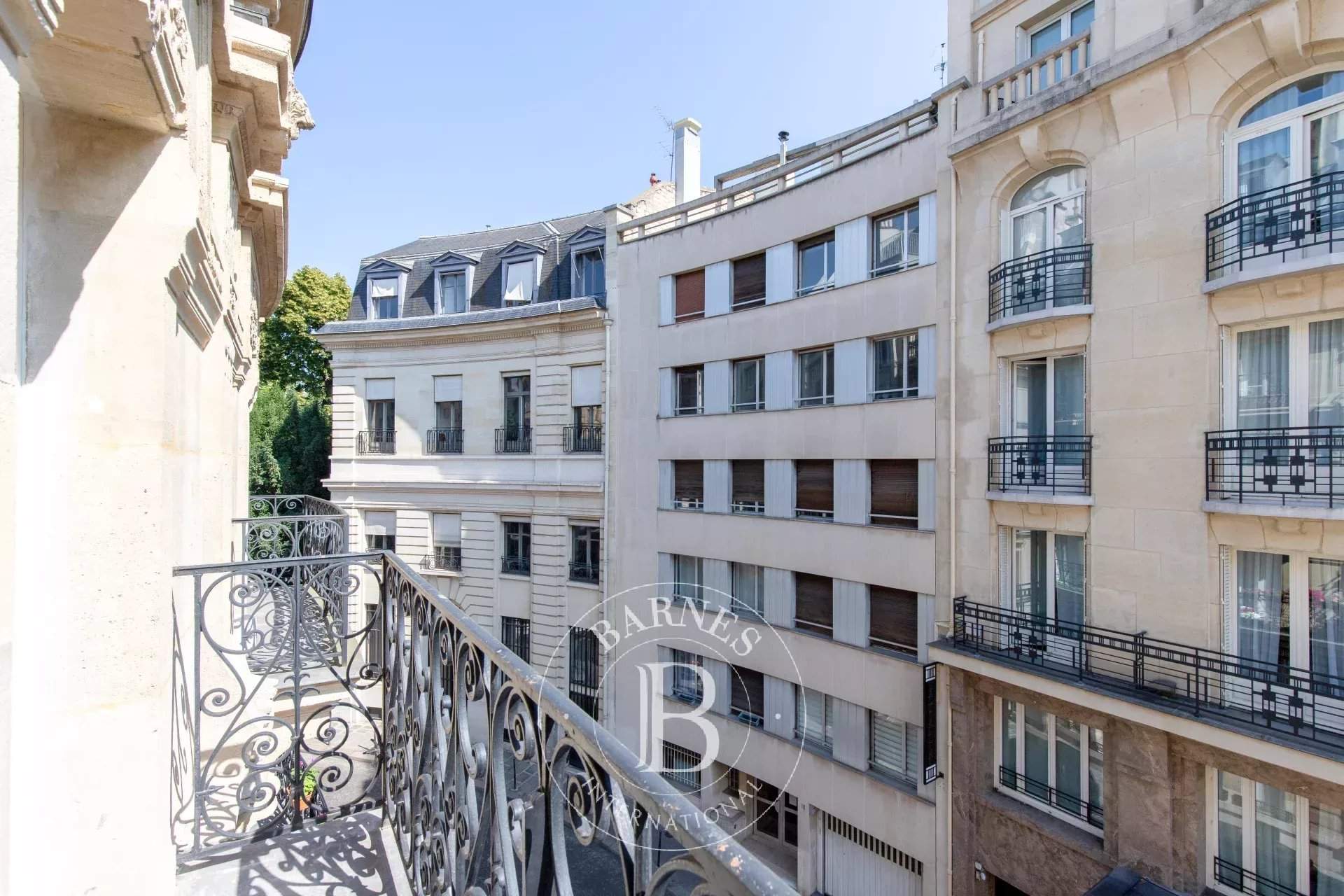 Paris  - Apartment 3 Bedrooms - picture 6