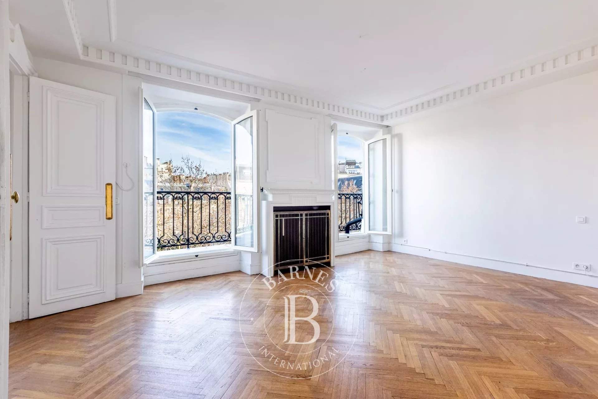 Paris  - Appartement 6 Pi&egrave;ces 4 Chambres - picture 7