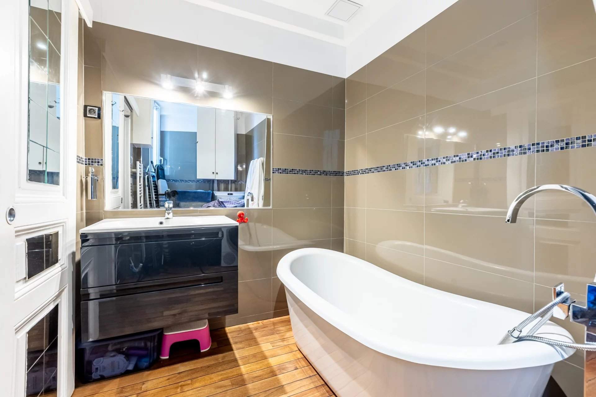 Paris  - Apartment 4 Bedrooms - picture 15