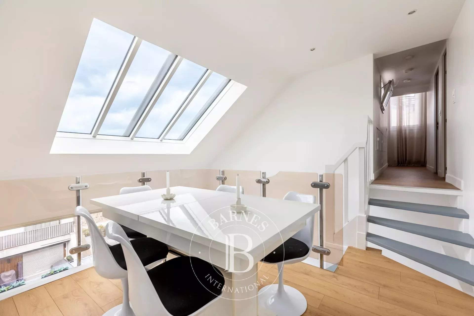 Paris  - Apartment 4 Bedrooms - picture 6