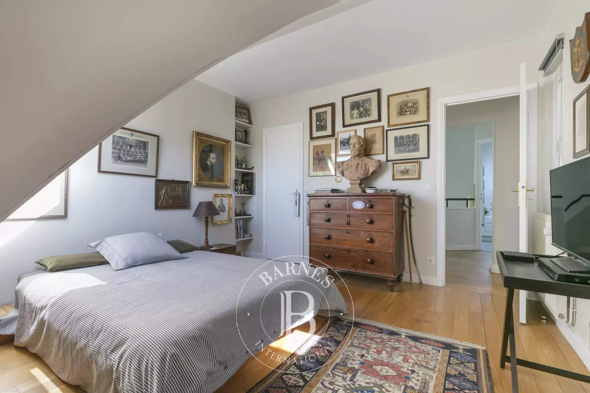 Paris  - Apartment 3 Bedrooms - picture 10