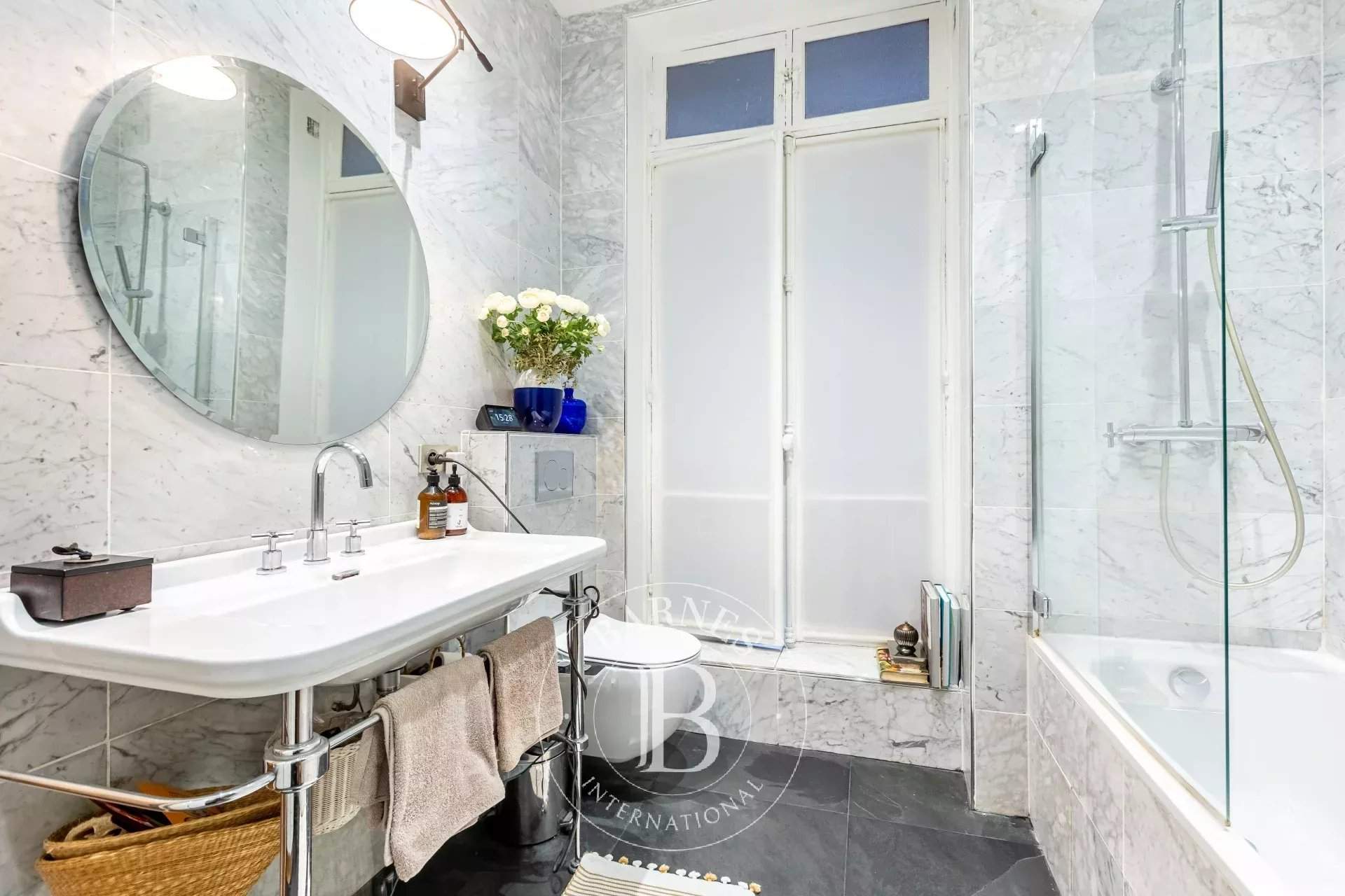 Paris  - Apartment 4 Bedrooms - picture 14