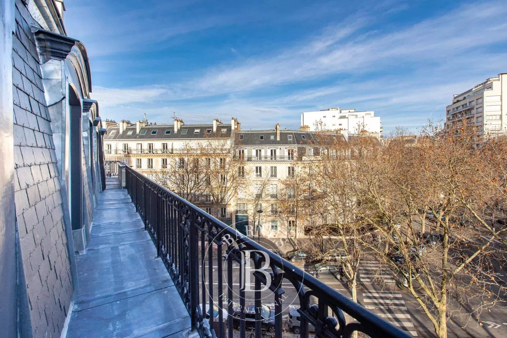 Paris  - Appartement 6 Pi&egrave;ces 4 Chambres - picture 10