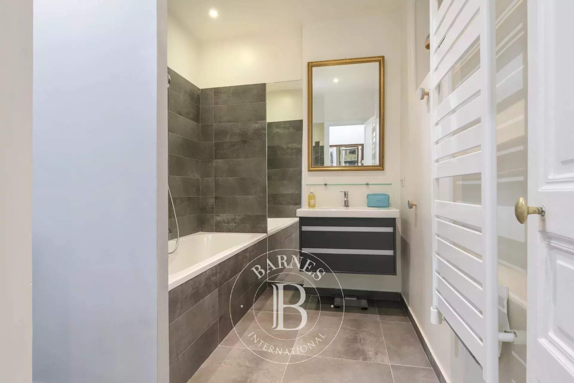 Paris  - Appartement 5 Pièces 3 Chambres - picture 13