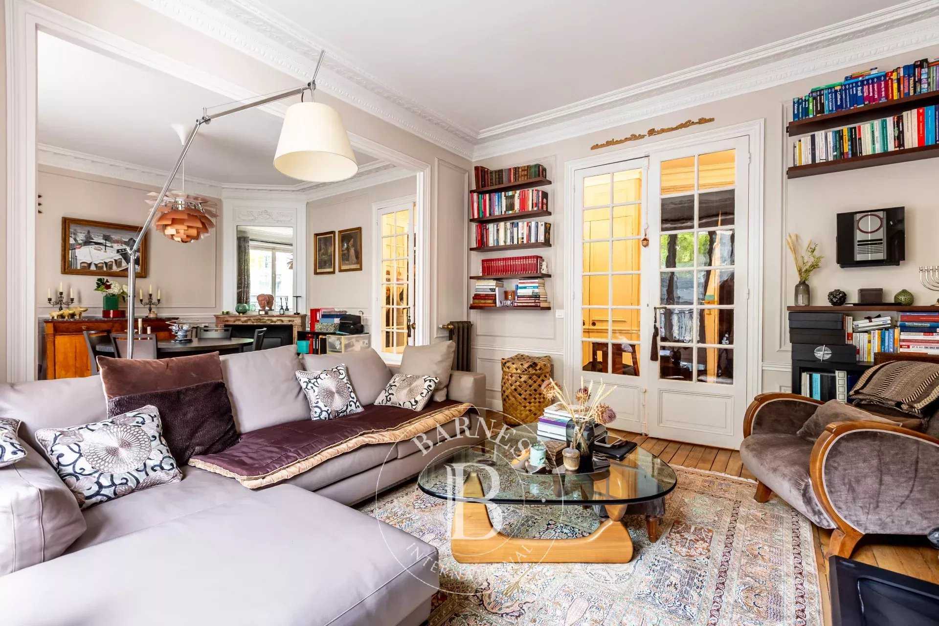 Paris  - Apartment 2 Bedrooms