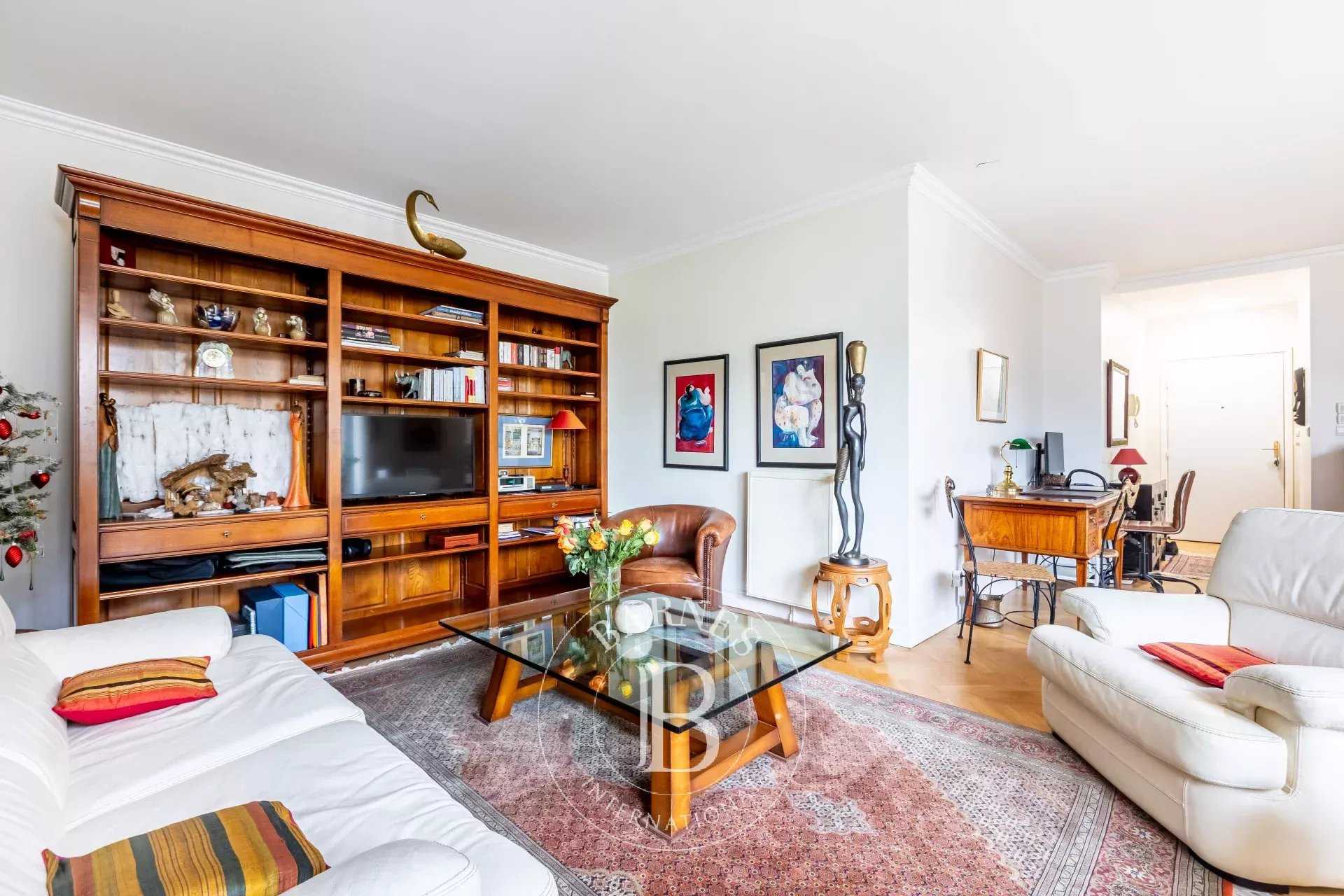 Paris  - Appartement 2 Pi&egrave;ces, 1 Chambre