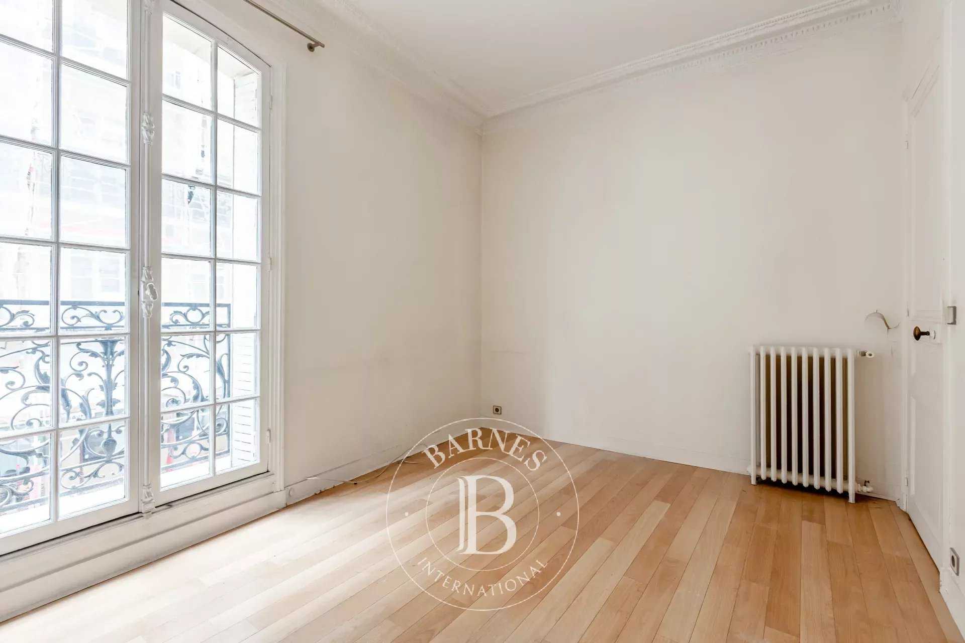 Paris  - Apartment 2 Bedrooms