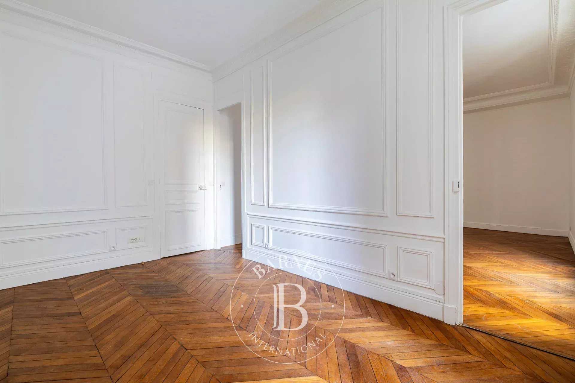 Paris  - Appartement 3 Pi&egrave;ces, 1 Chambre