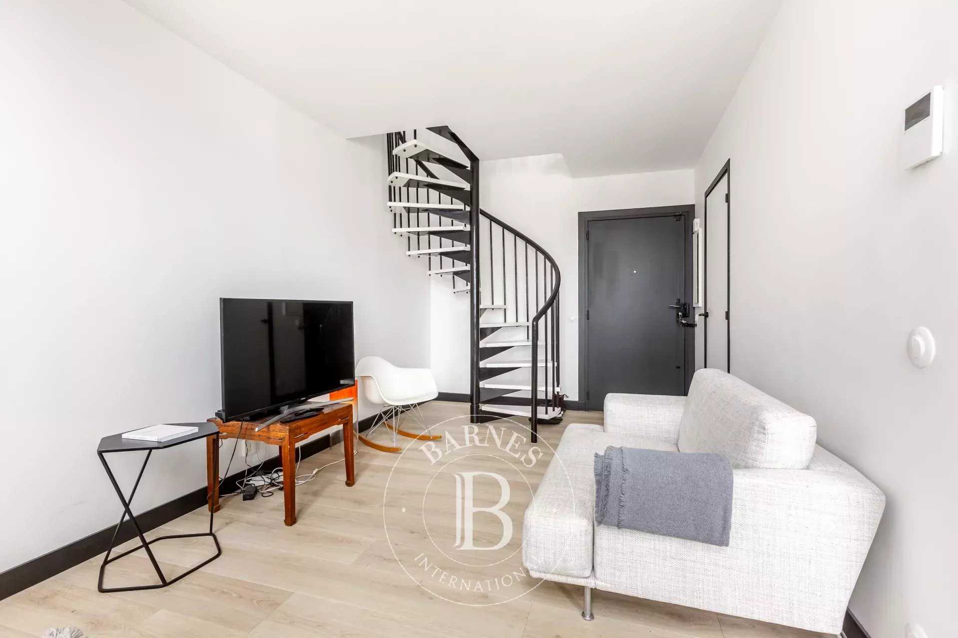 Paris  - Appartement 2 Pi&egrave;ces