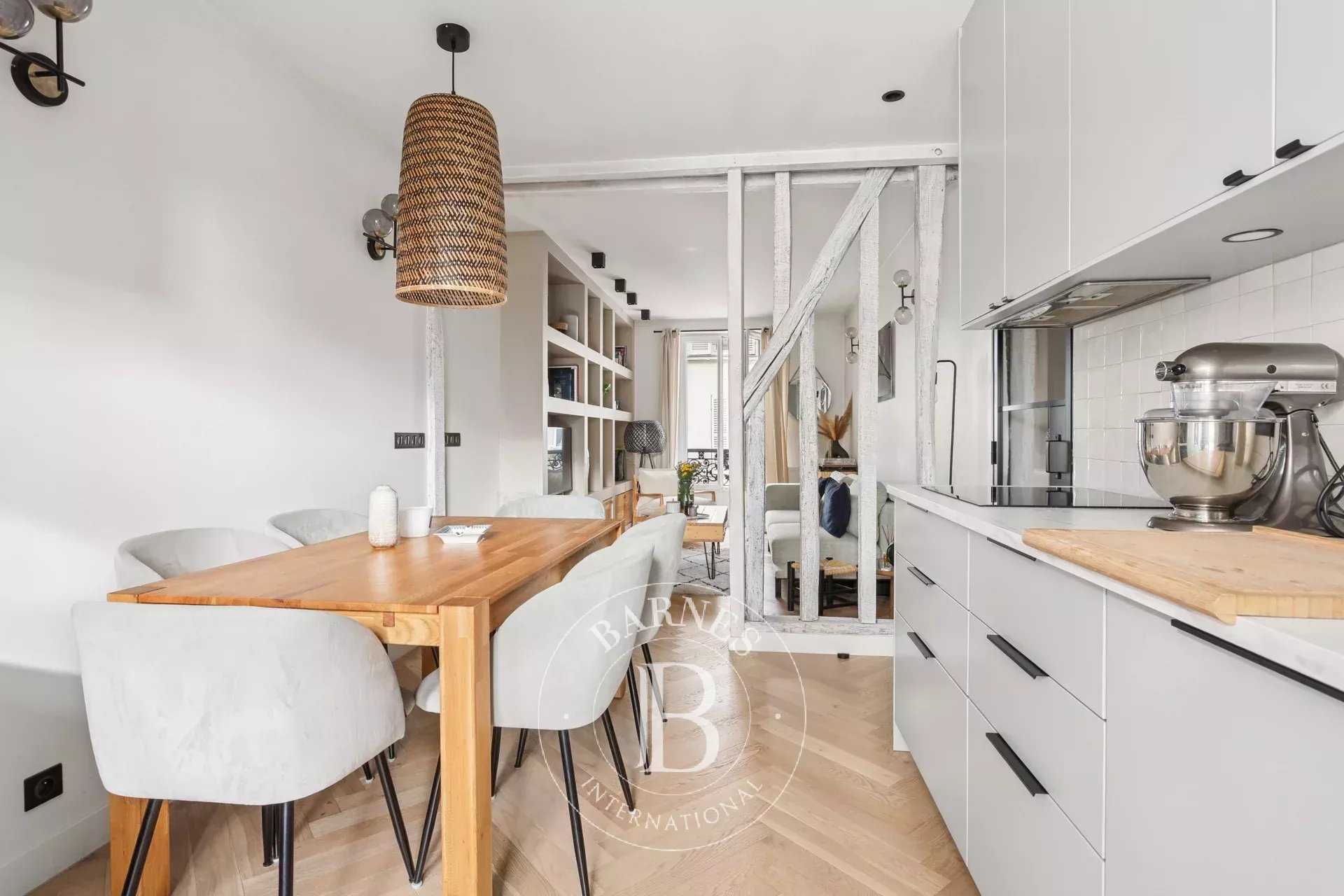 Paris  - Appartement 2 Pièces, 1 Chambre