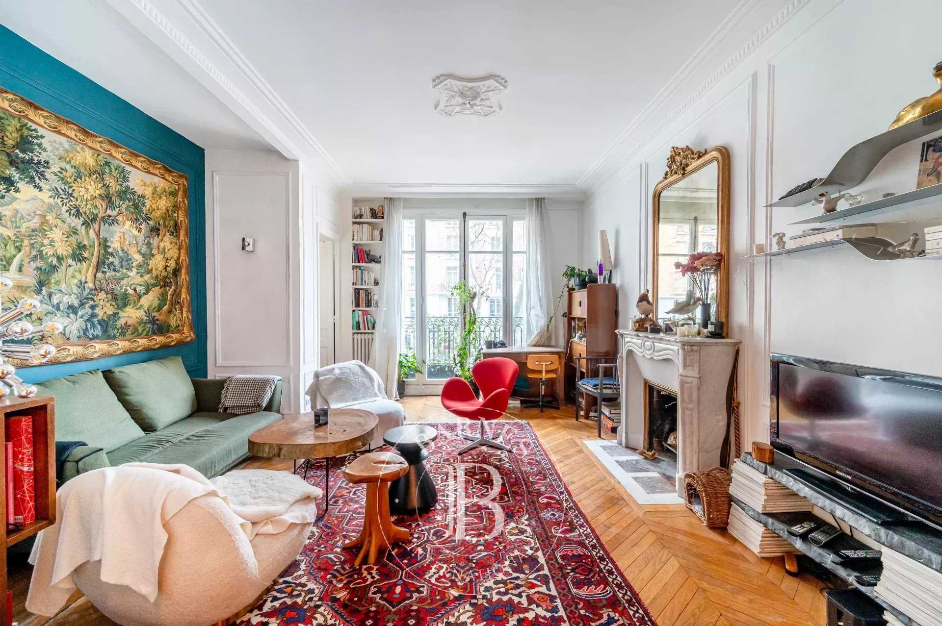 Paris  - Appartement 4 Pièces 3 Chambres