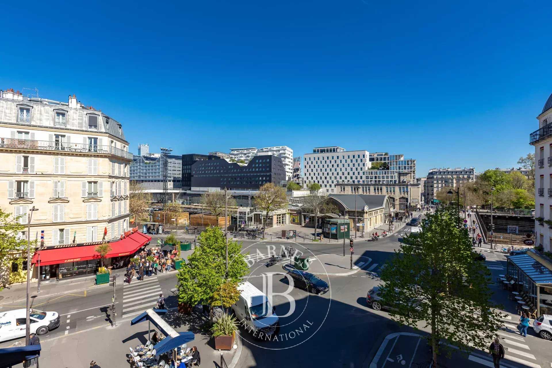 Paris  - Appartement 3 Pi&egrave;ces 2 Chambres