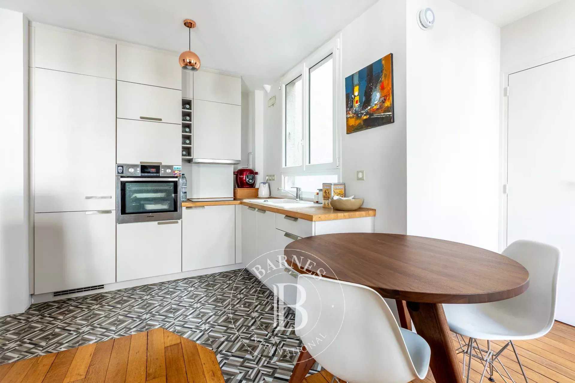 Paris  - Piso 3 Cuartos 2 Habitaciones