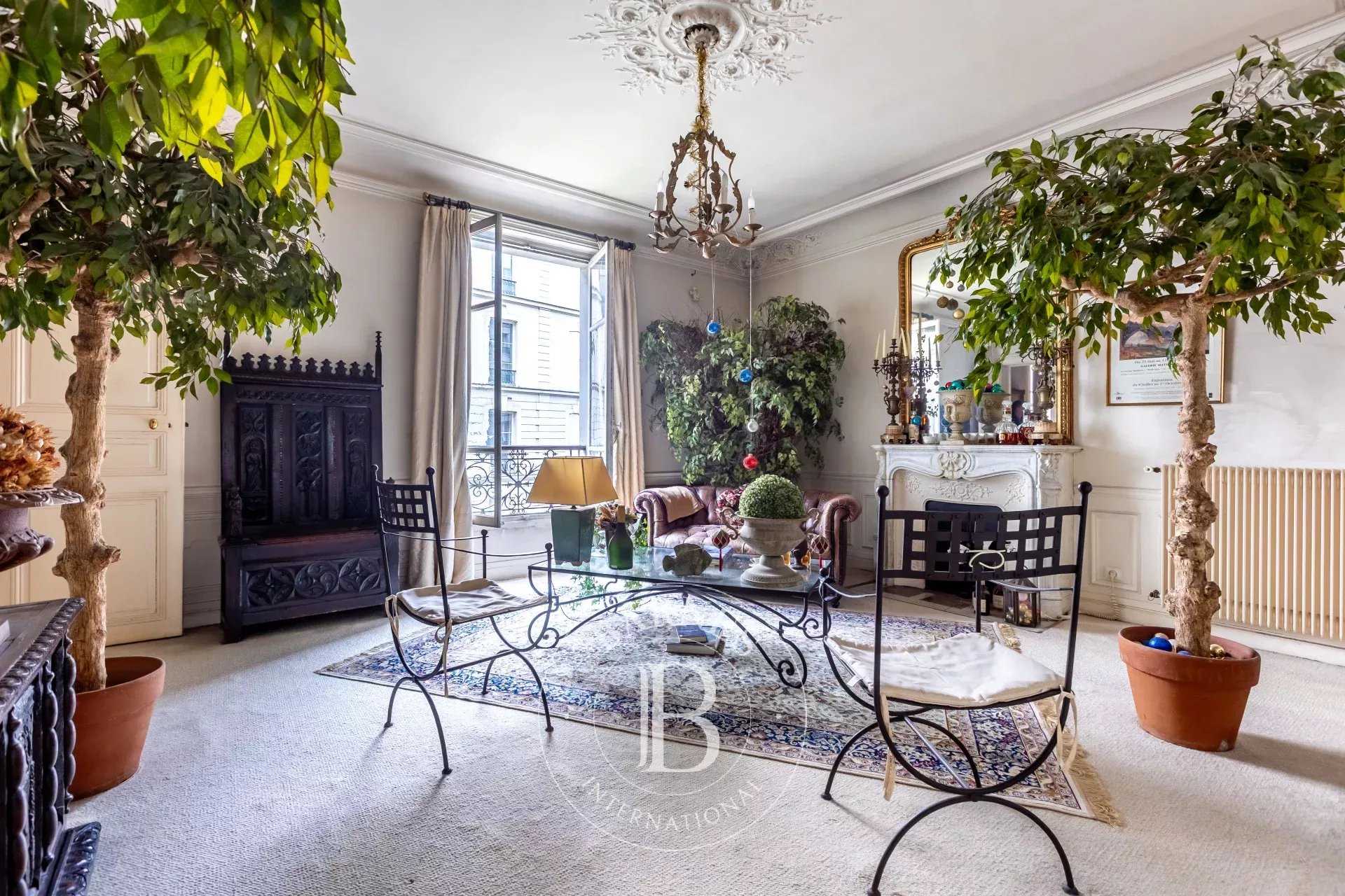 Paris  - Apartment 2 Bedrooms