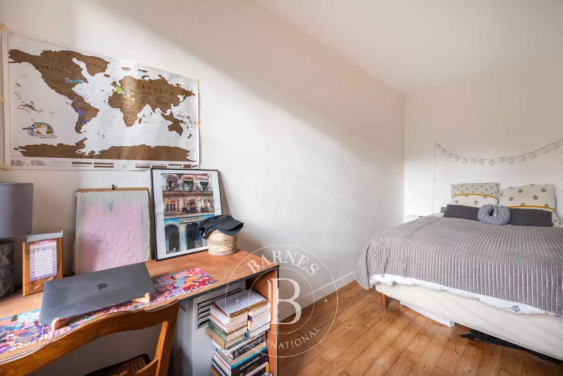 Paris  - Appartement 2 Pièces, 1 Chambre