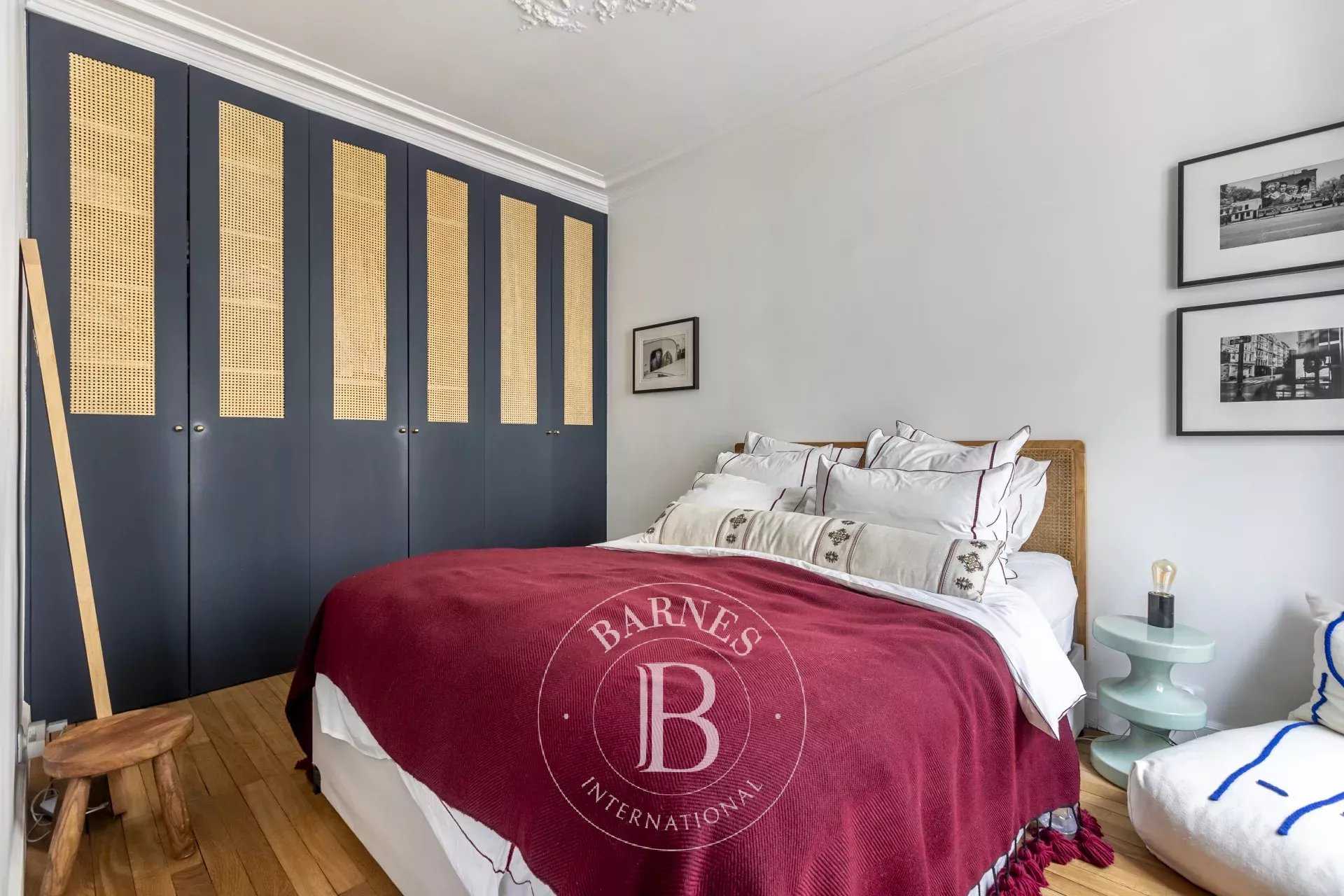 Paris  - Appartement 4 Pièces, 1 Chambre