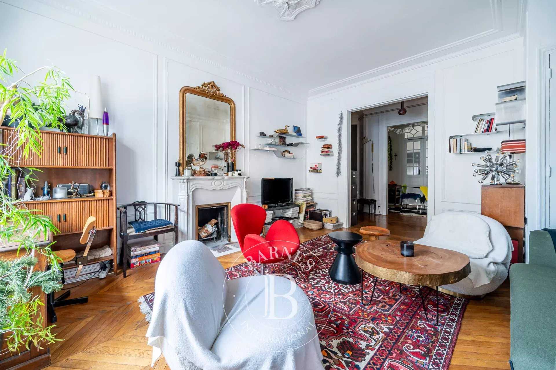 Paris  - Appartement 4 Pièces 3 Chambres