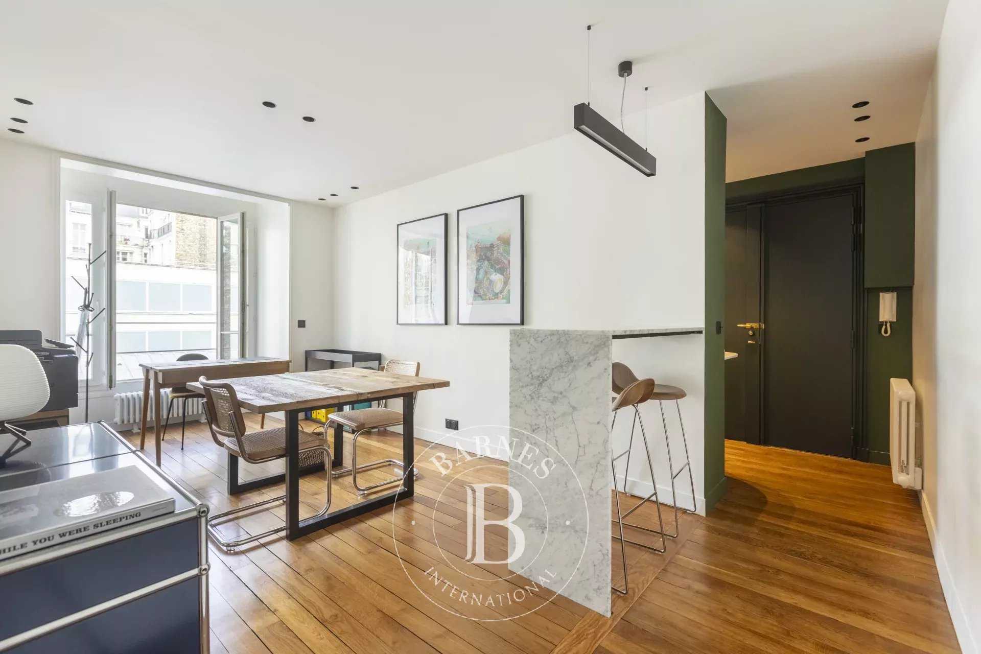 Paris  - Apartment 2 Bedrooms
