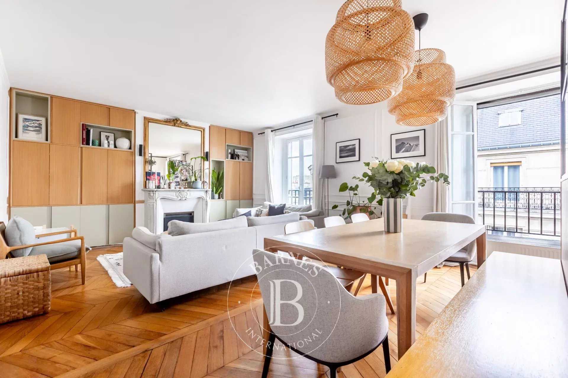 Paris  - Apartment 3 Bedrooms