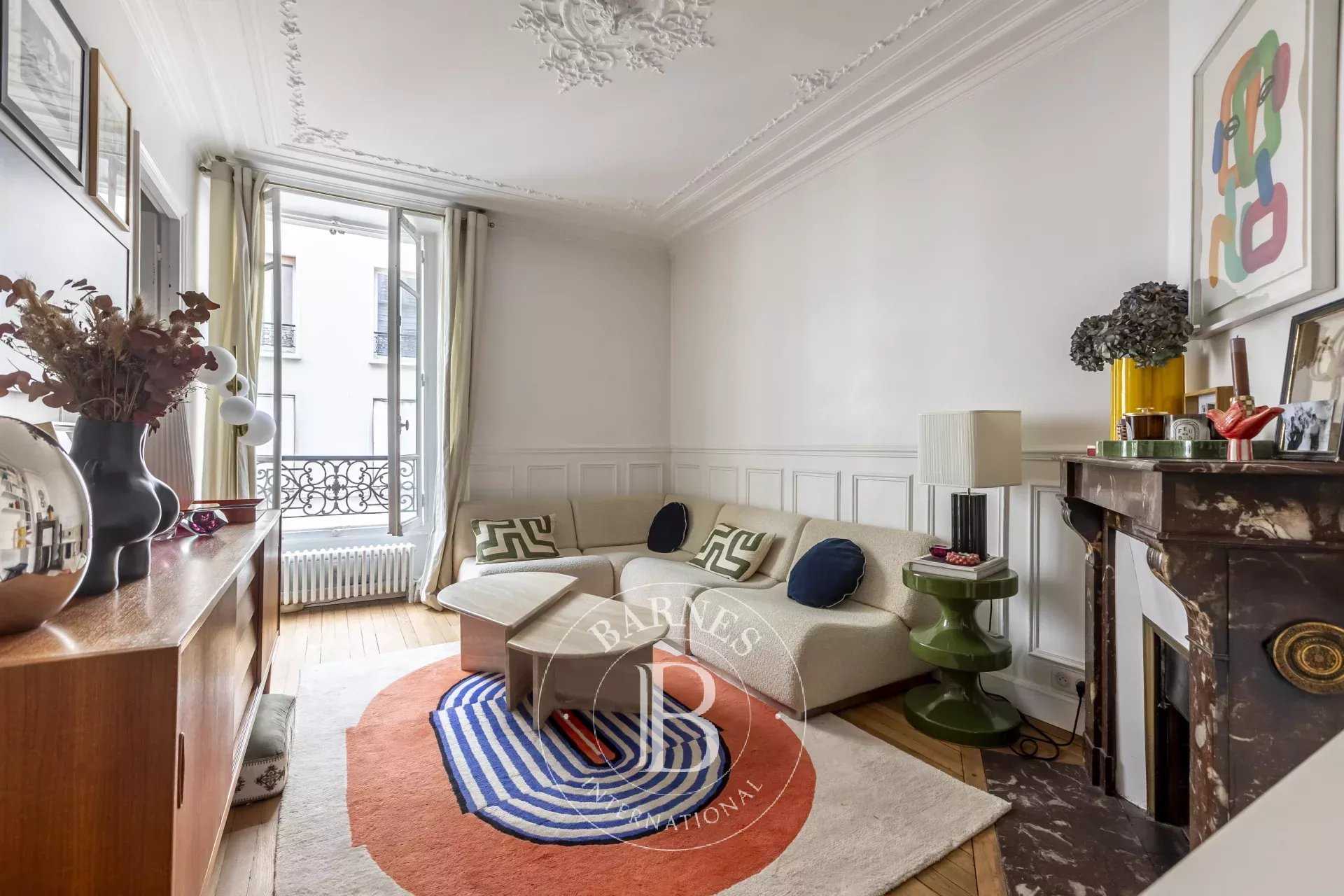 Paris  - Appartement 4 Pièces, 1 Chambre