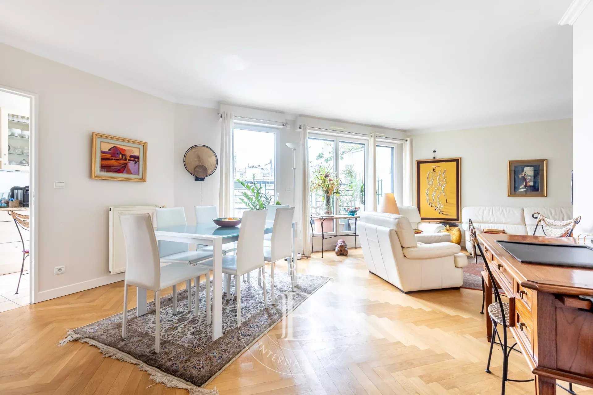 Paris  - Appartement 2 Pi&egrave;ces, 1 Chambre