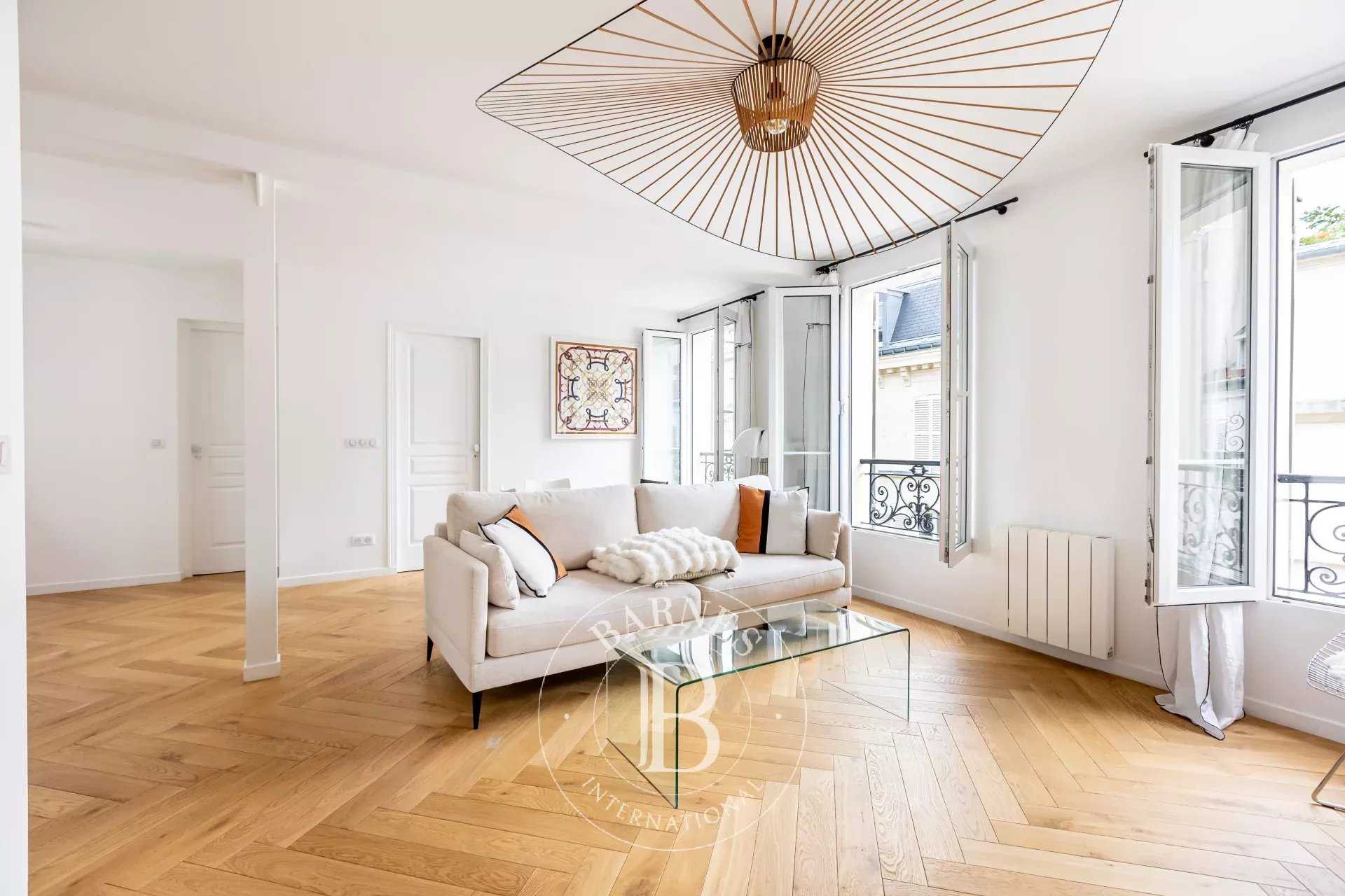 Paris  - Appartement 2 Pi&egrave;ces, 1 Chambre