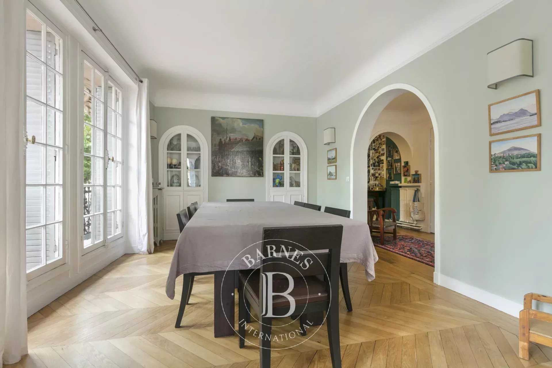 Paris  - Apartment 