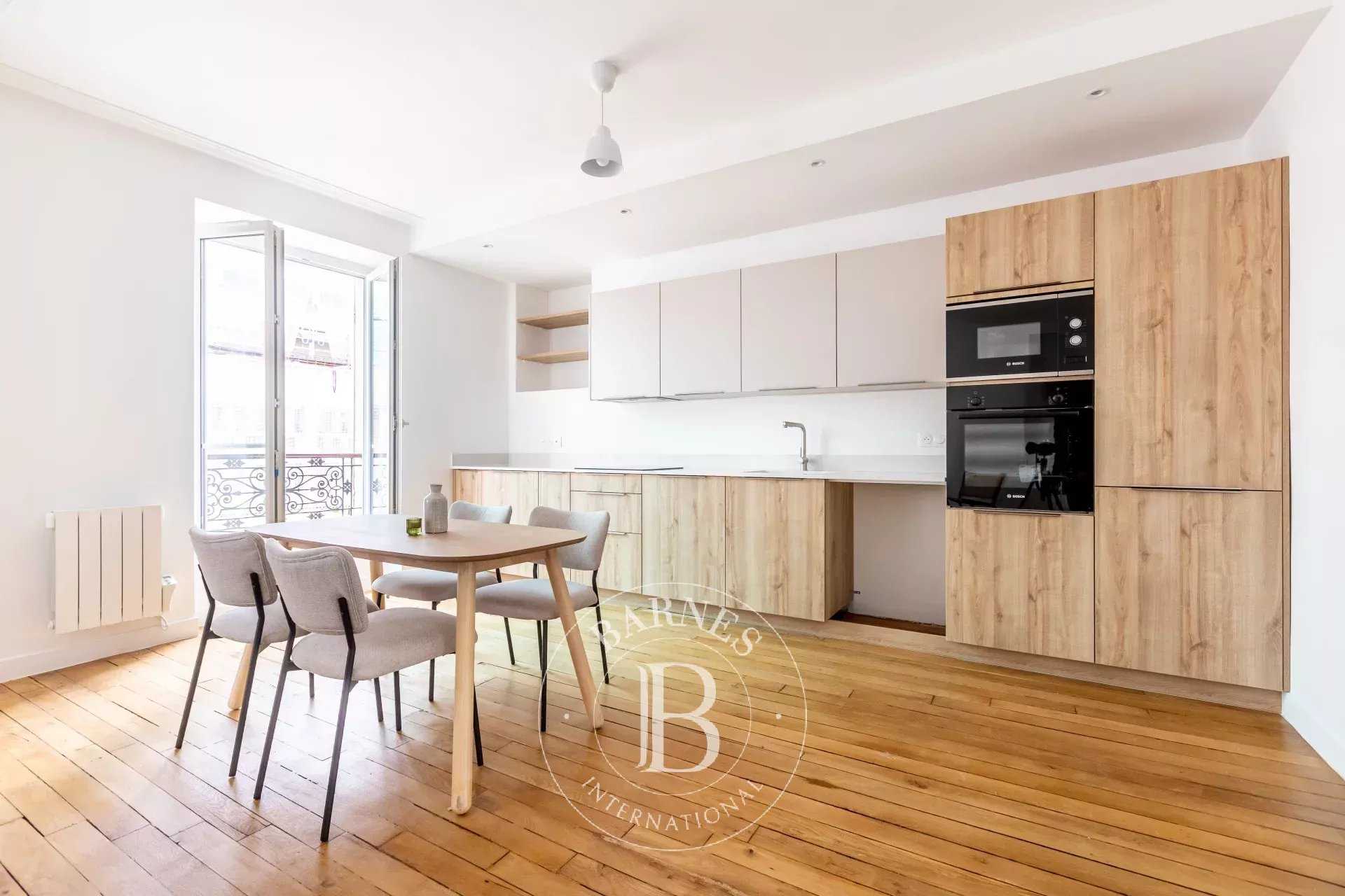 Paris  - Apartment 2 Bedrooms