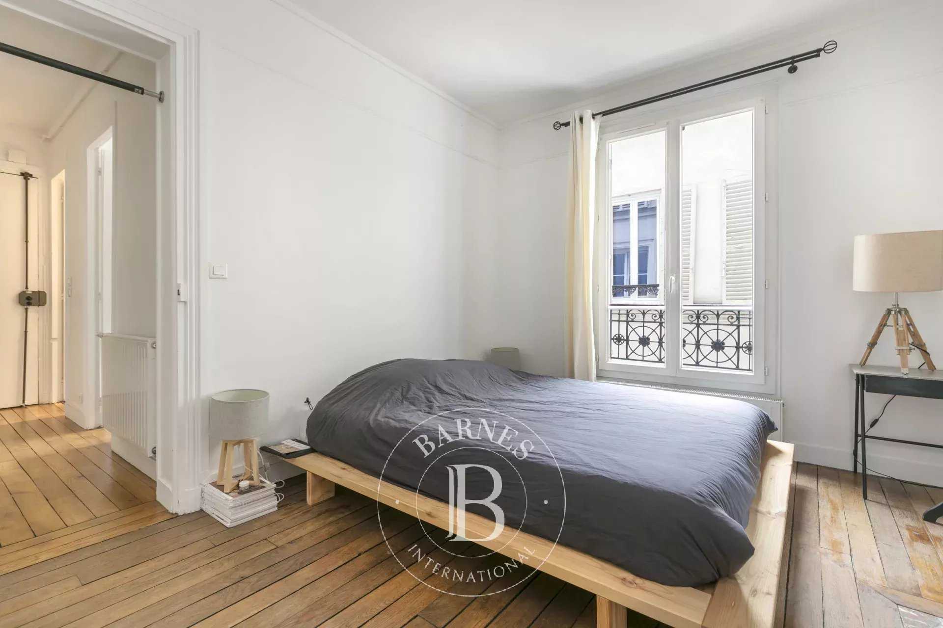 Paris  - Appartement 2 Pièces