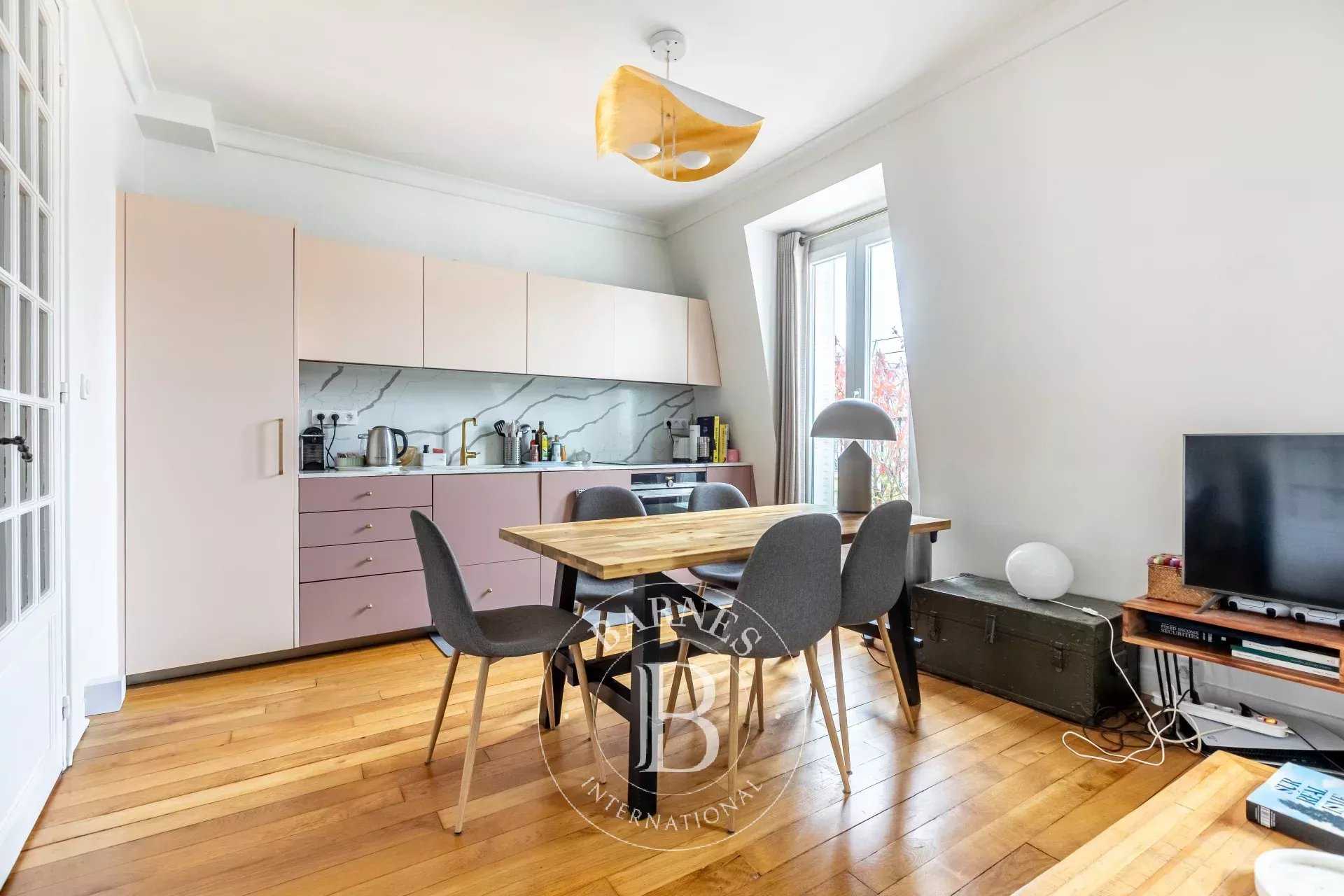 Paris  - Piso 3 Cuartos, 1 Habitacion