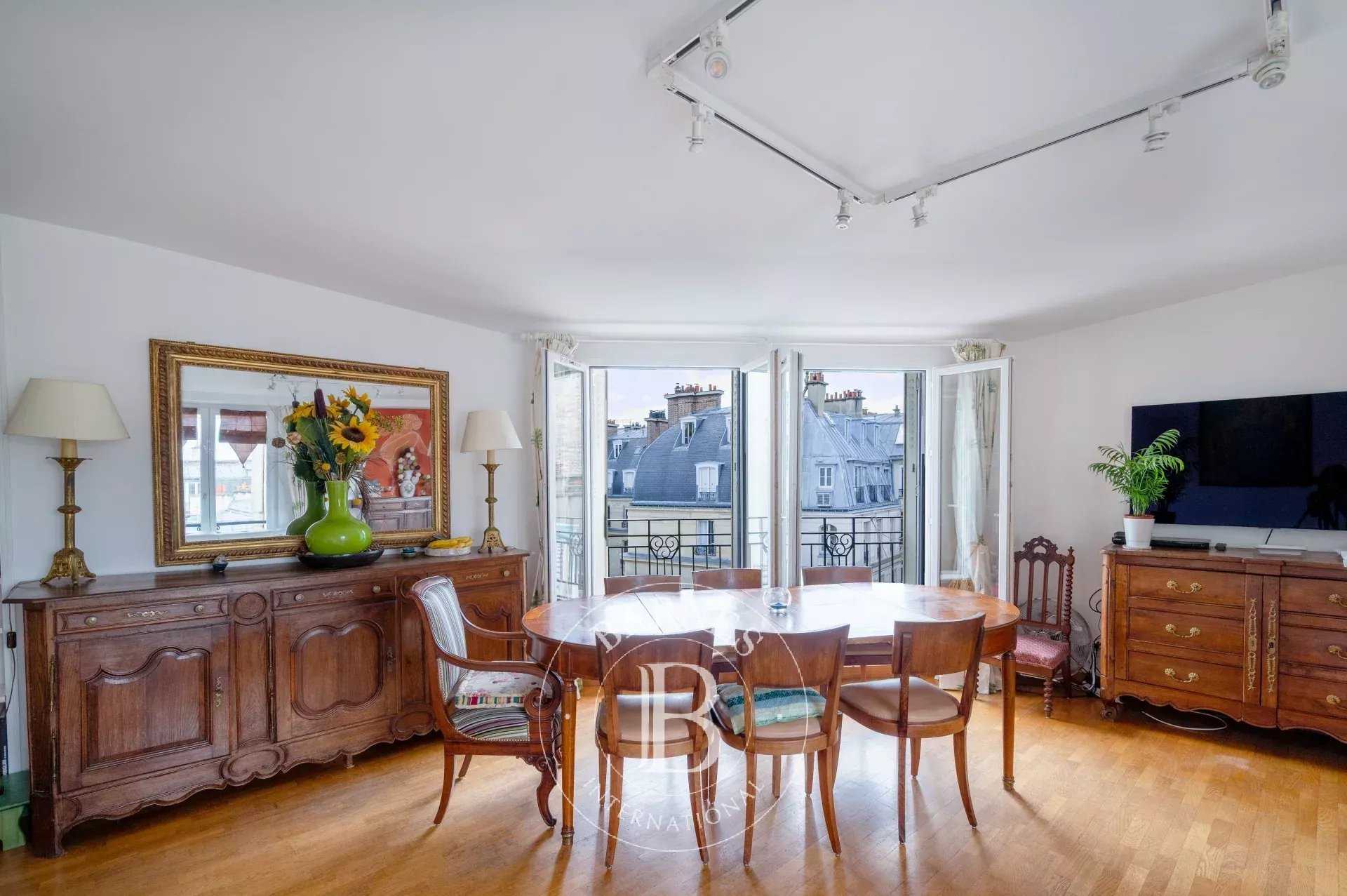 Paris  - Apartment 2 Bedrooms