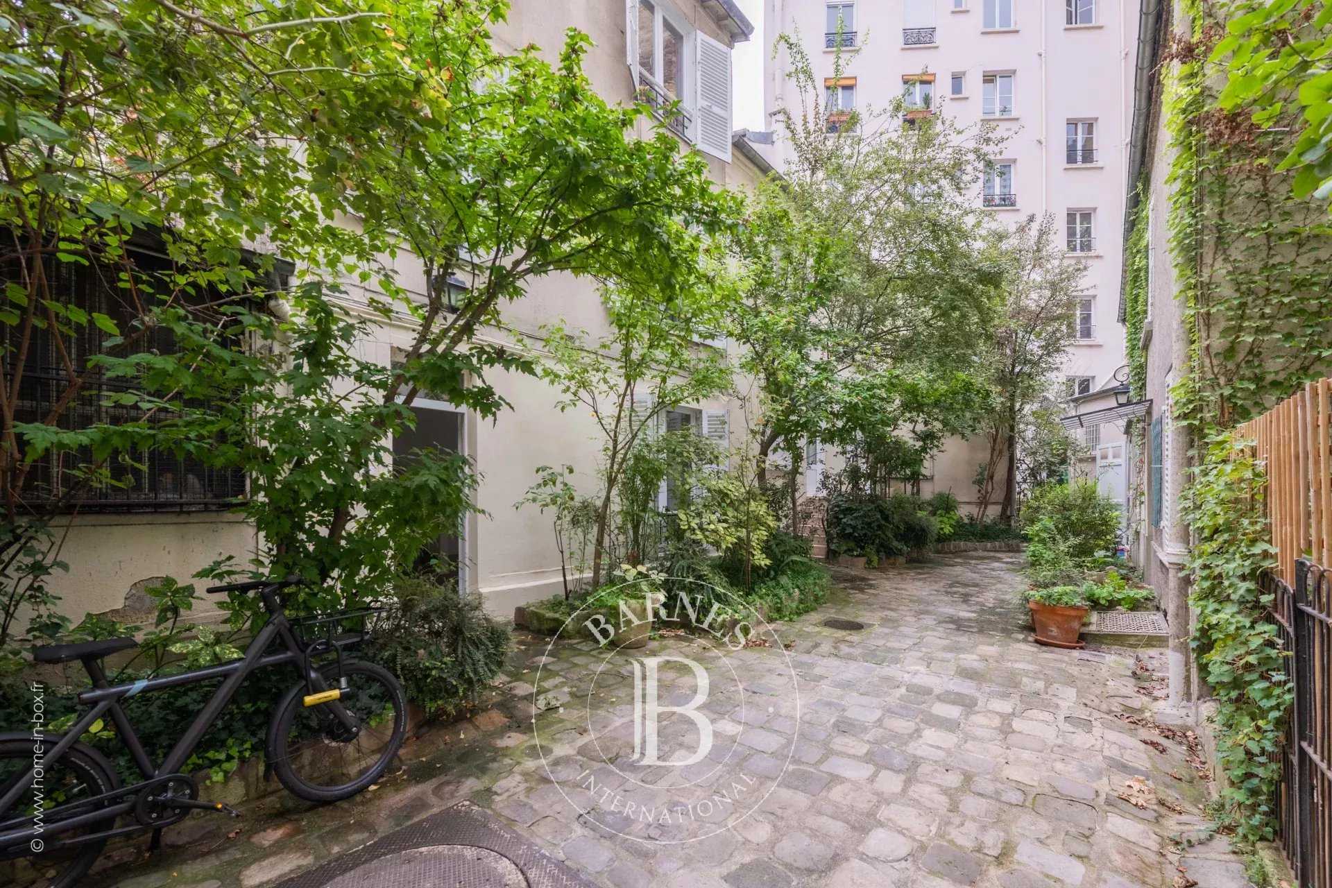 Paris  - Apartment 2 Bedrooms