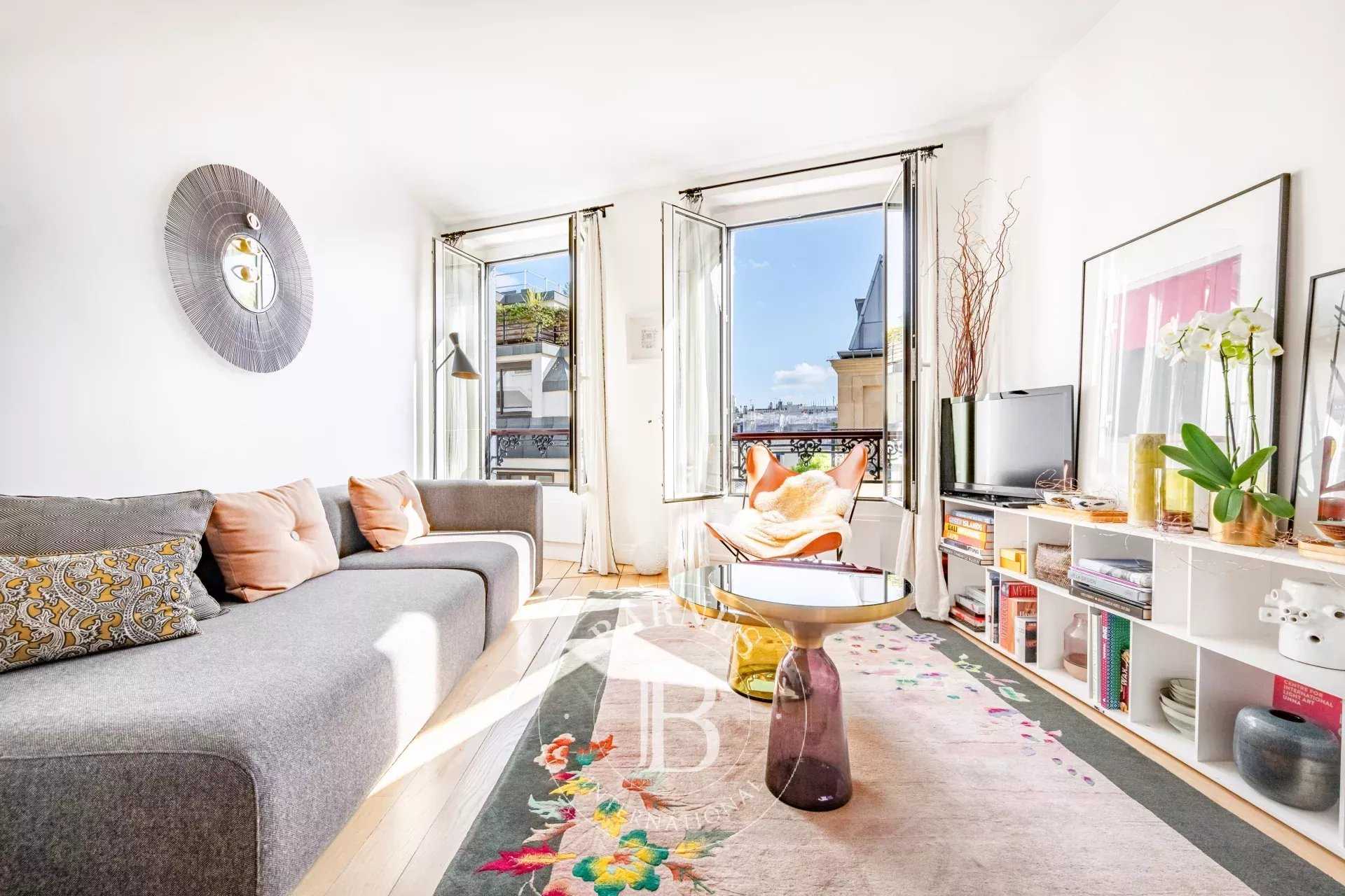 Paris  - Apartment 2 Bedrooms