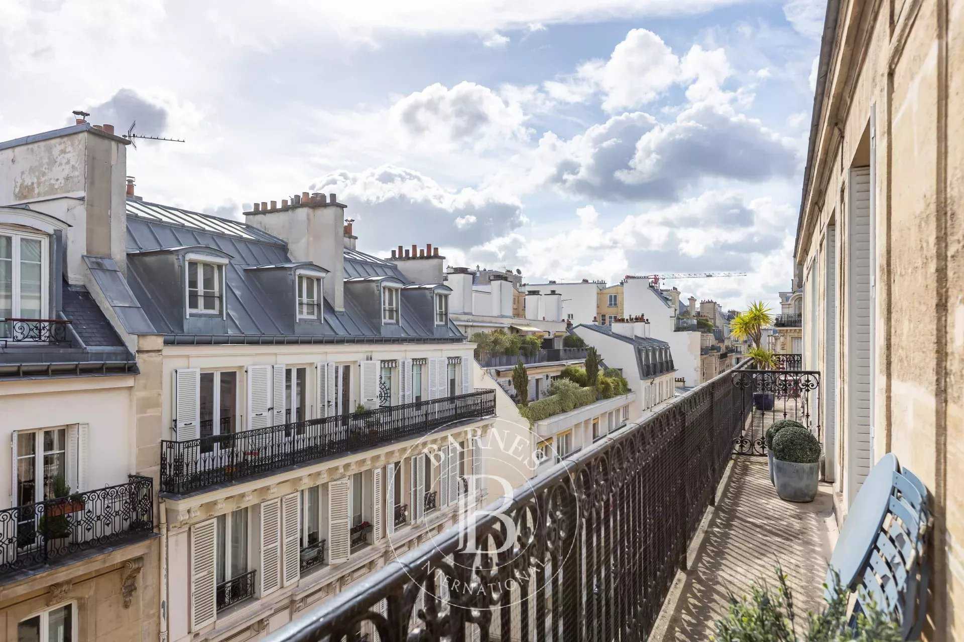 Paris  - Apartment 