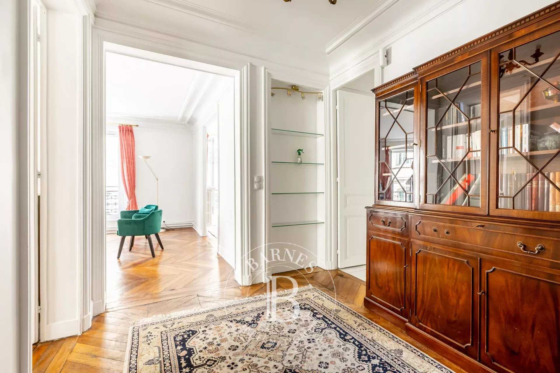 Paris  - Apartment 2 Bedrooms