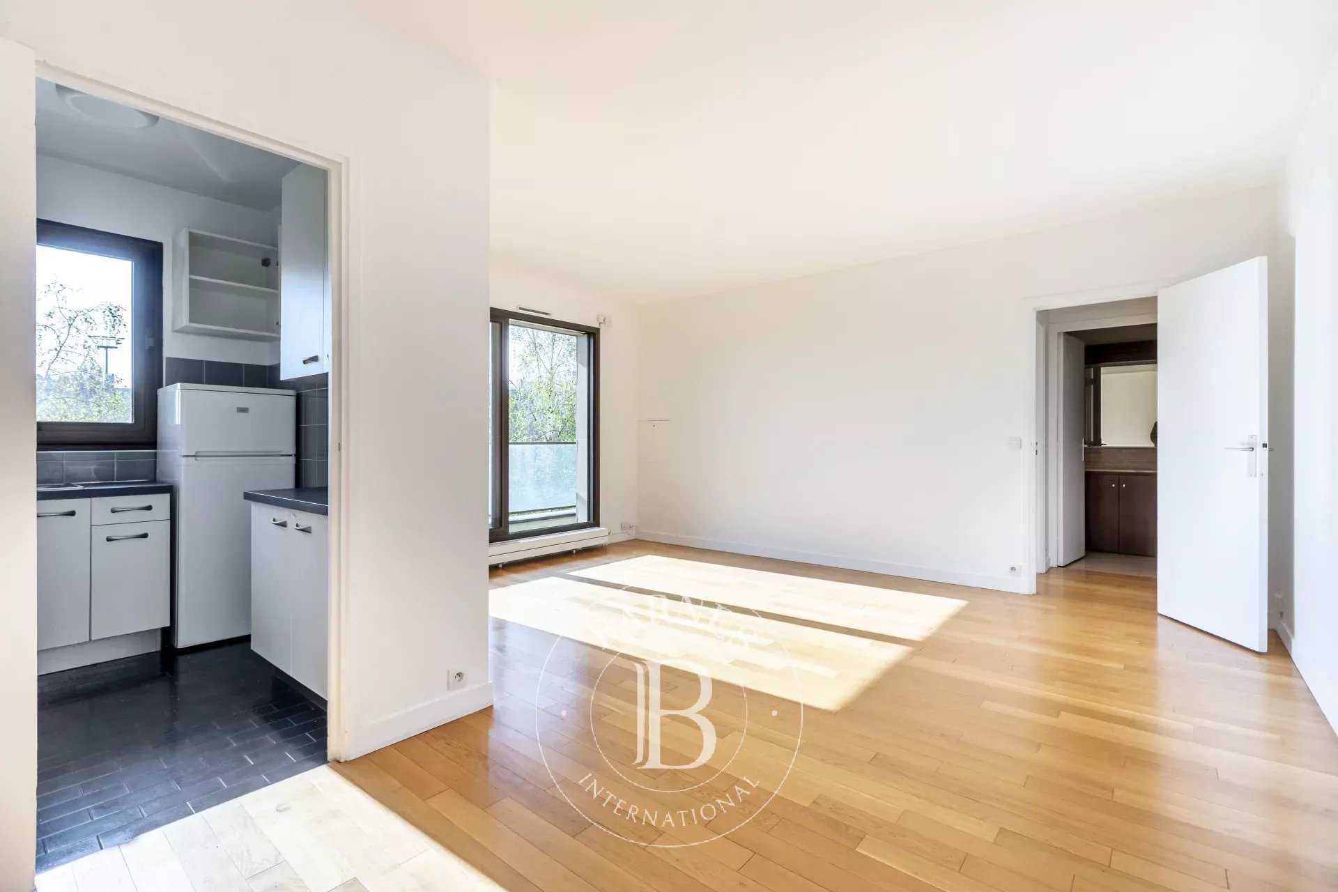 Apartment Paris 75017  -  ref 85796836 (picture 3)