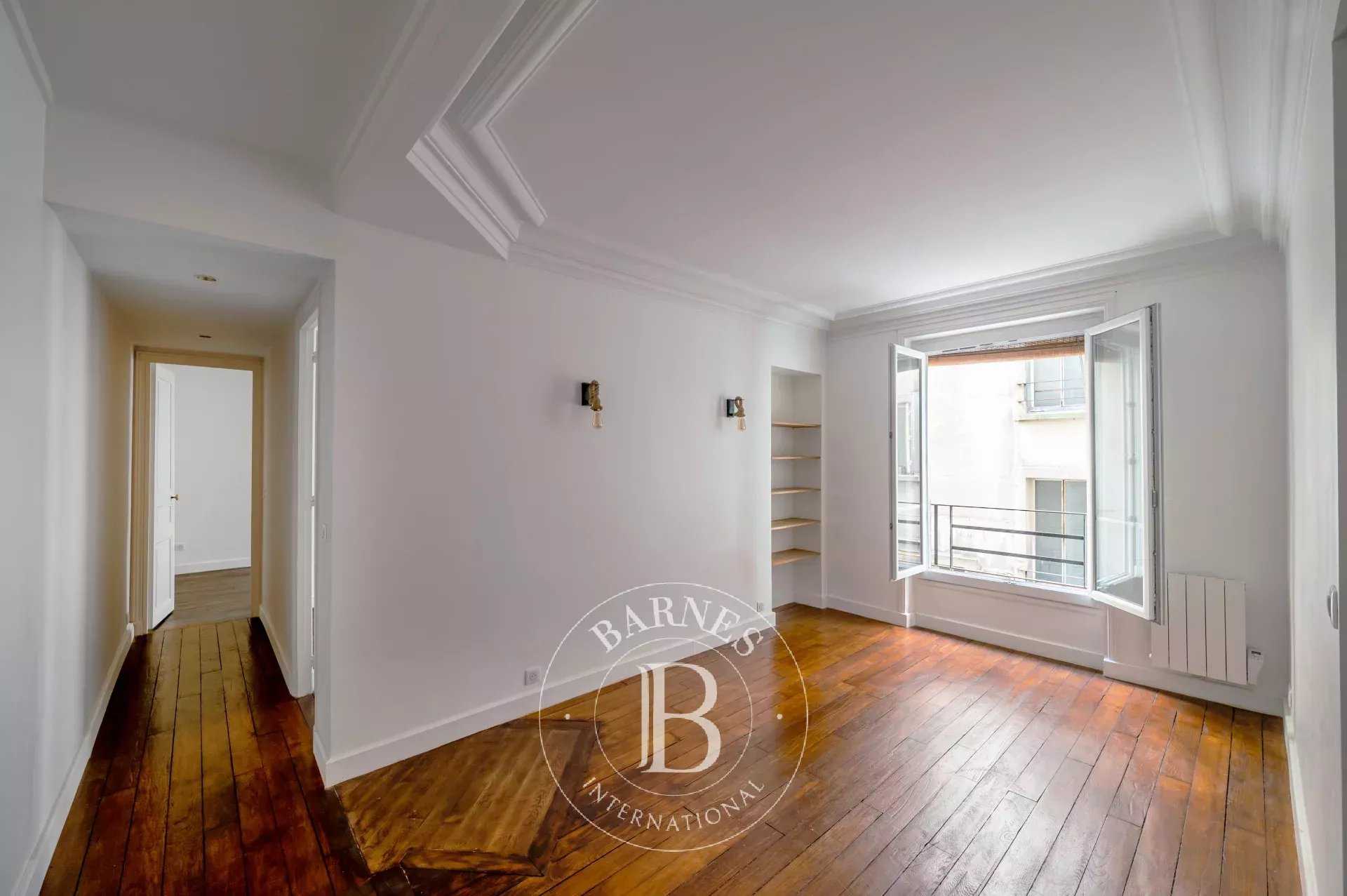 Apartment Paris 75017  -  ref 86375093 (picture 1)