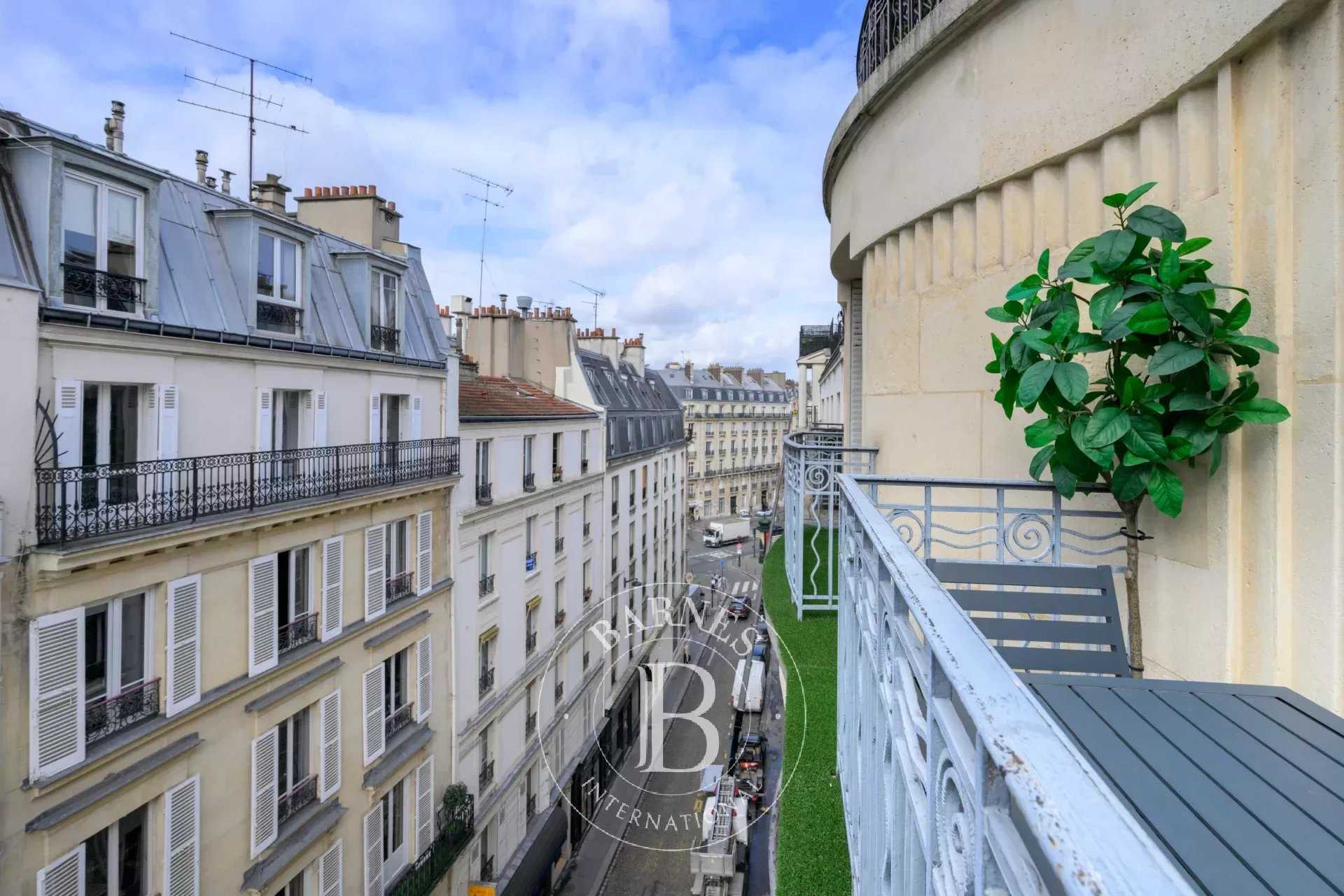Apartment Paris 75017  -  ref 84340741 (picture 2)
