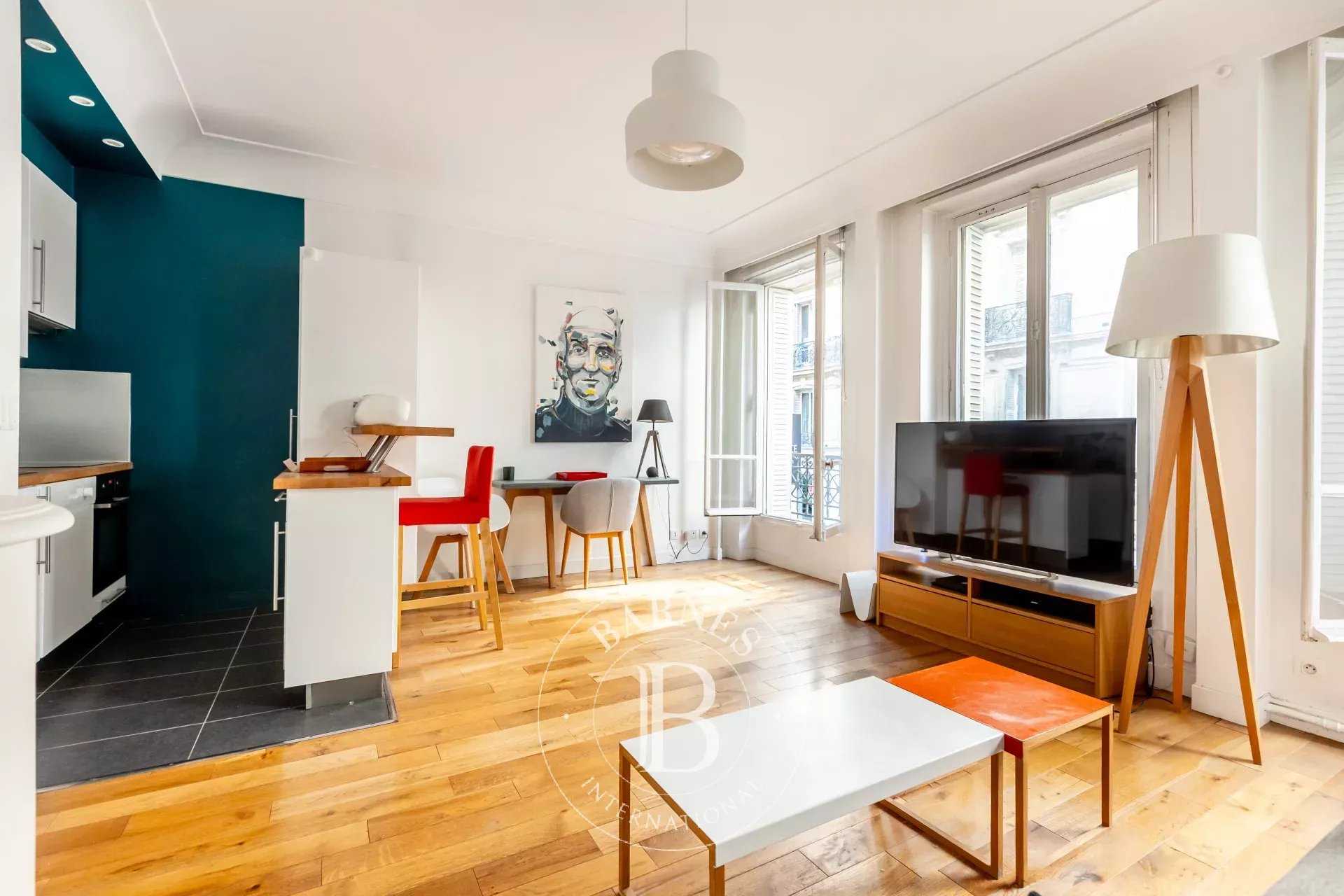 Appartement Paris 75017  -  ref 85983184 (picture 1)