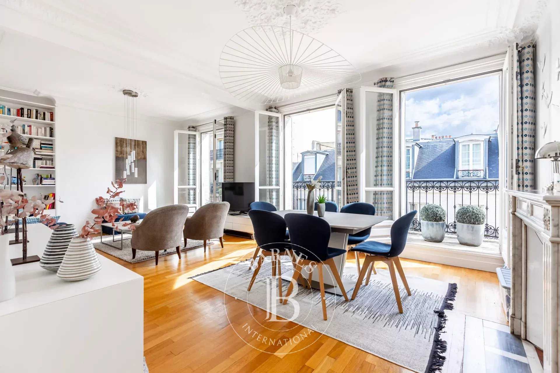 Apartment Paris 75017  -  ref 87010743 (picture 1)