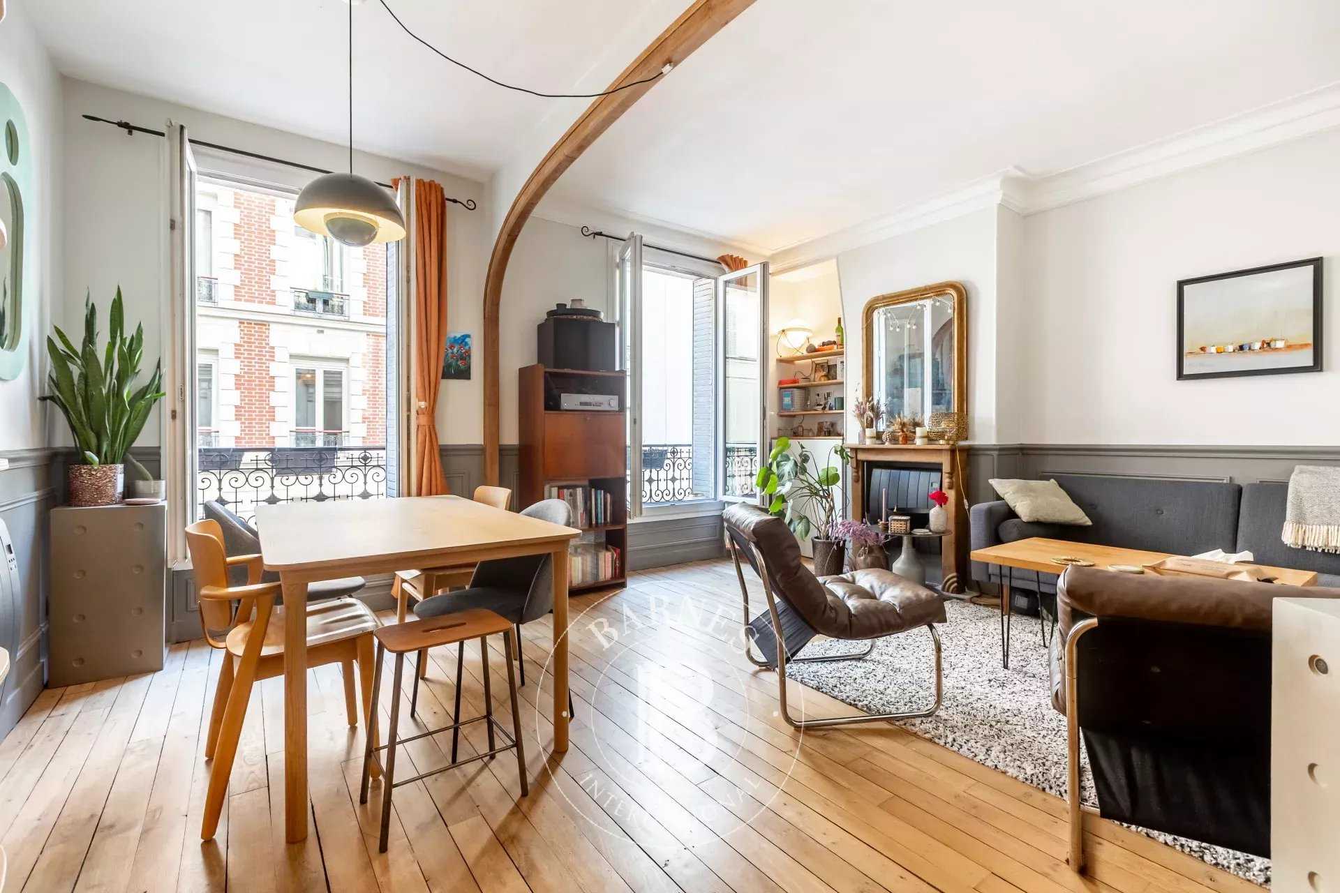 Apartment Paris 75017  -  ref 86351252 (picture 1)