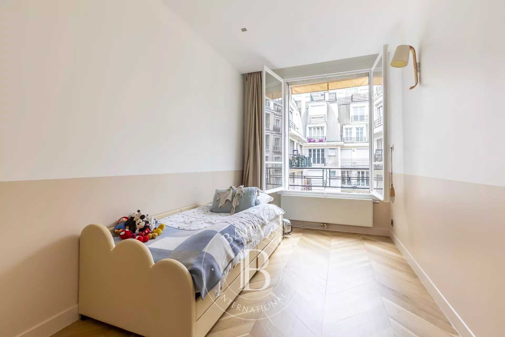 Appartement Paris 75017  -  ref 85686995 (picture 3)