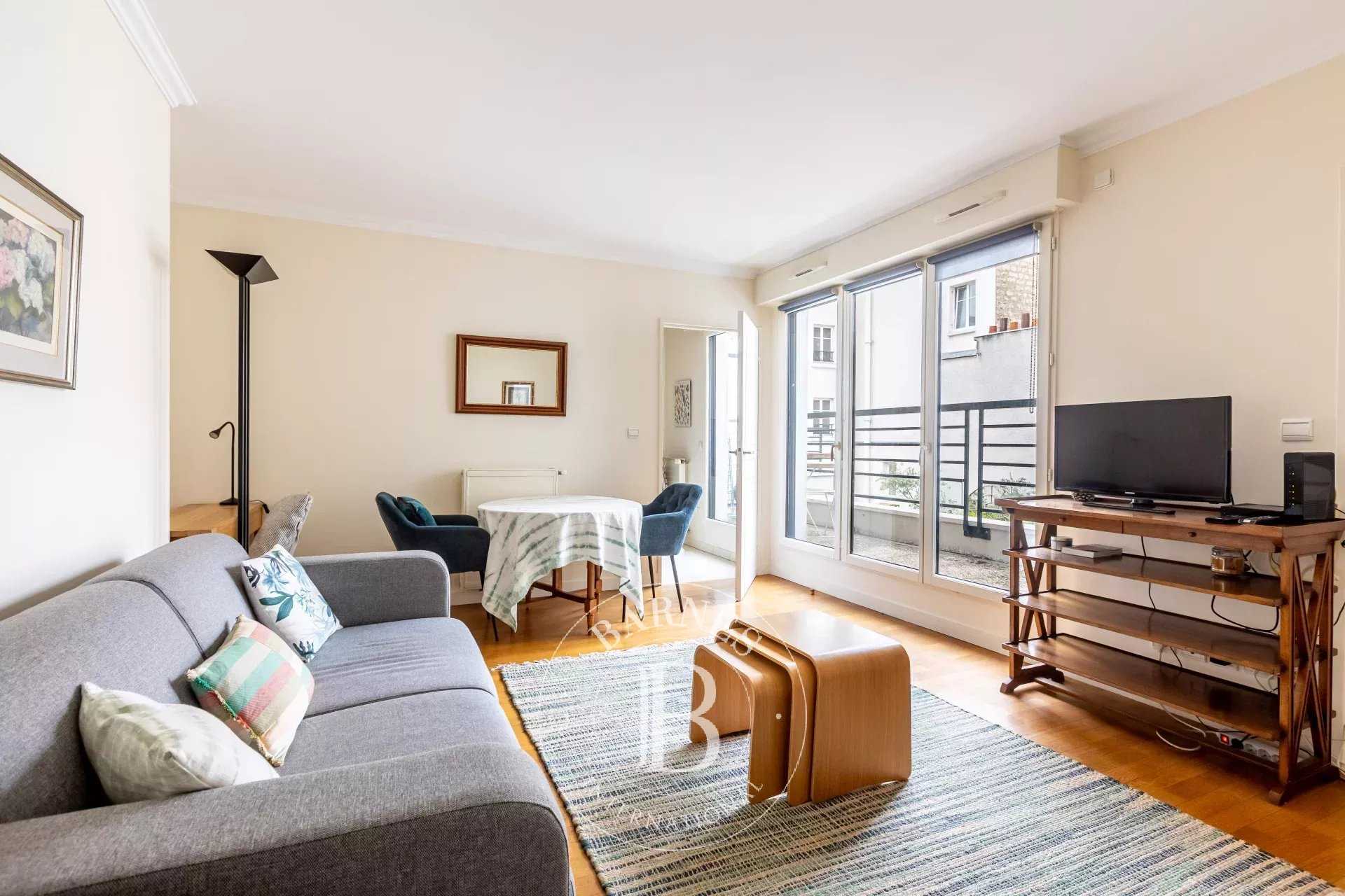 Apartment Paris 75017  -  ref 86346234 (picture 1)