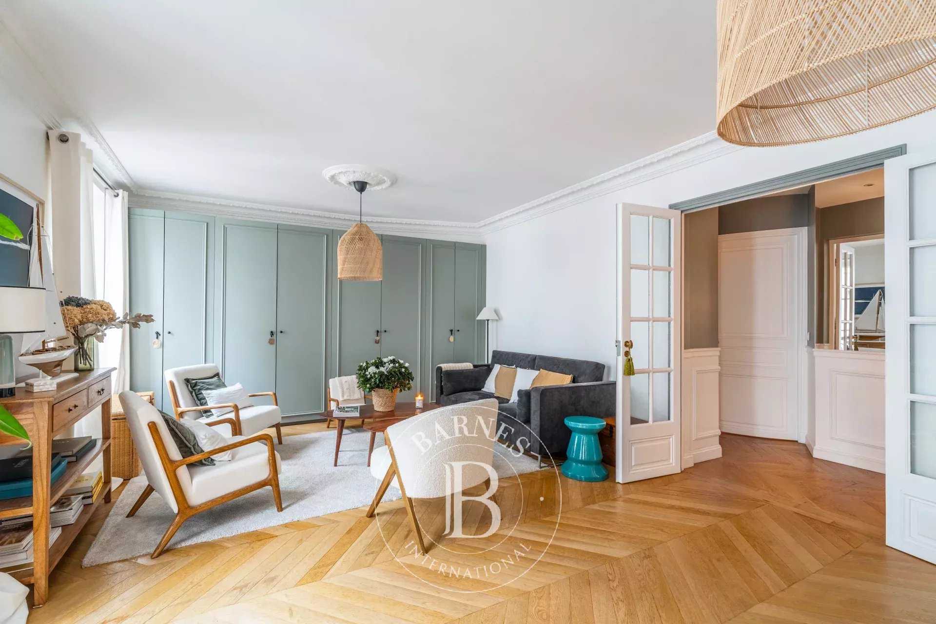 Apartment Paris 75017  -  ref 86399830 (picture 2)